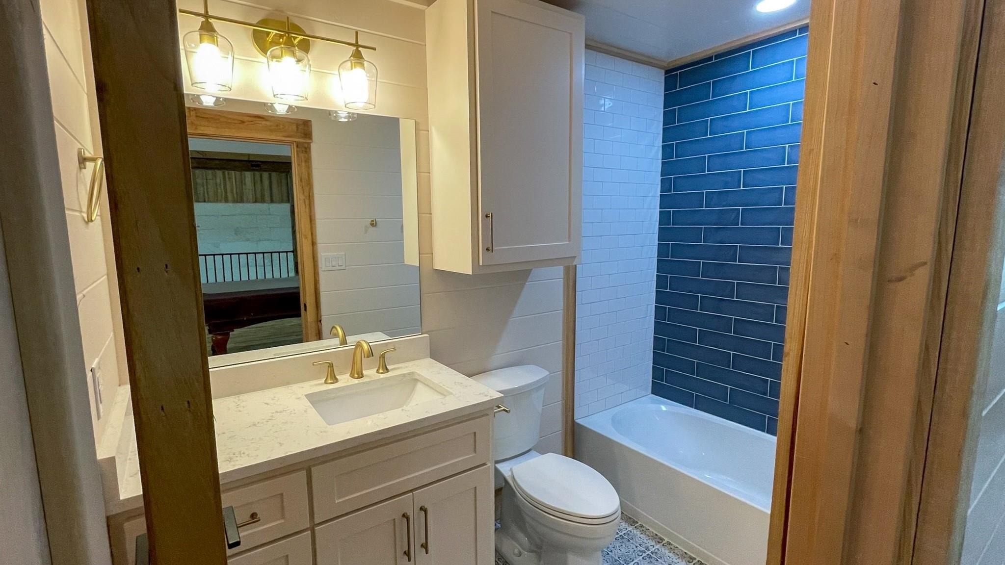 5614 Harwood Rd Property Photo 22