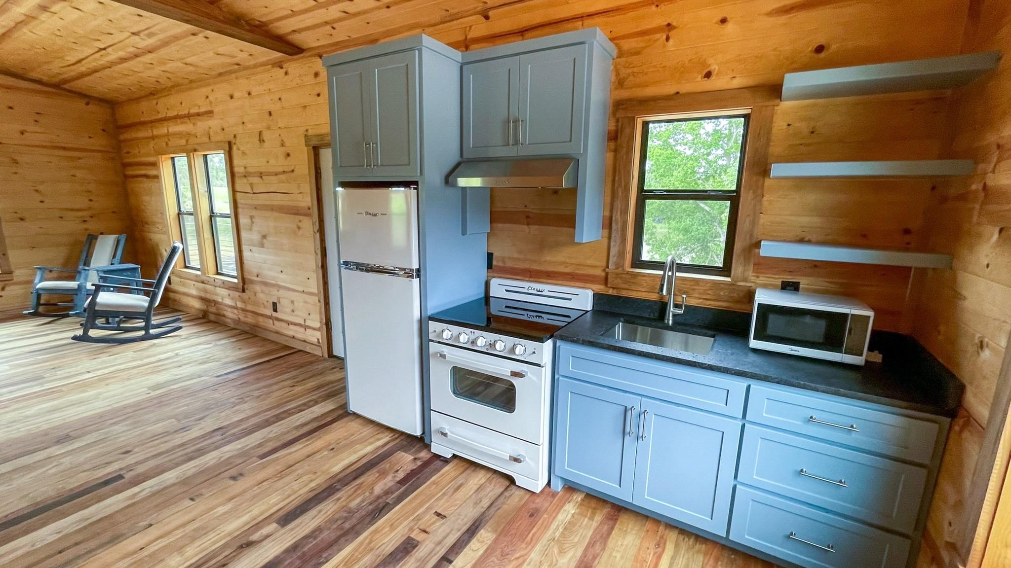 5614 Harwood Rd Property Photo 32