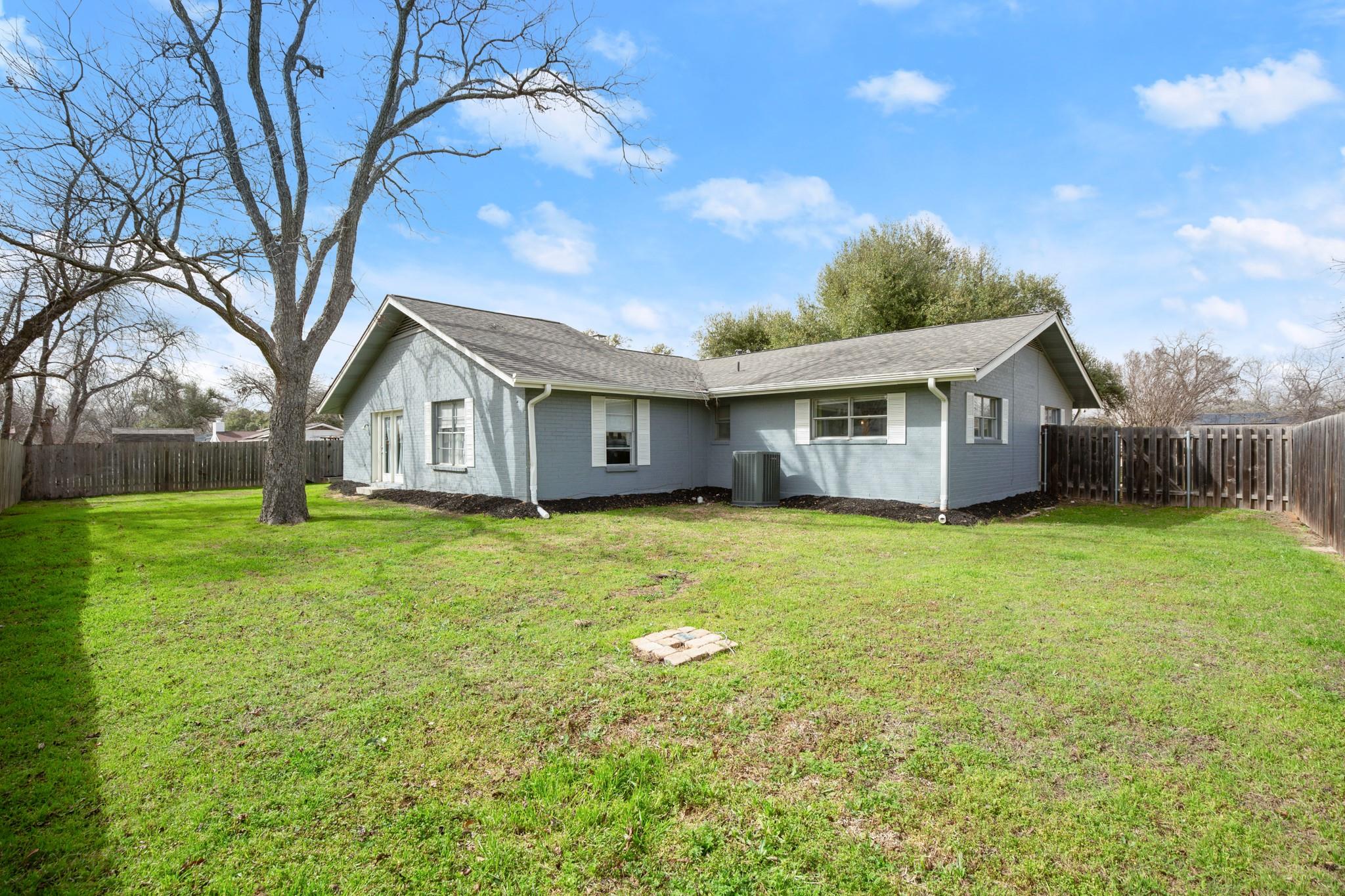 611 Virginia Dr Property Photo 32