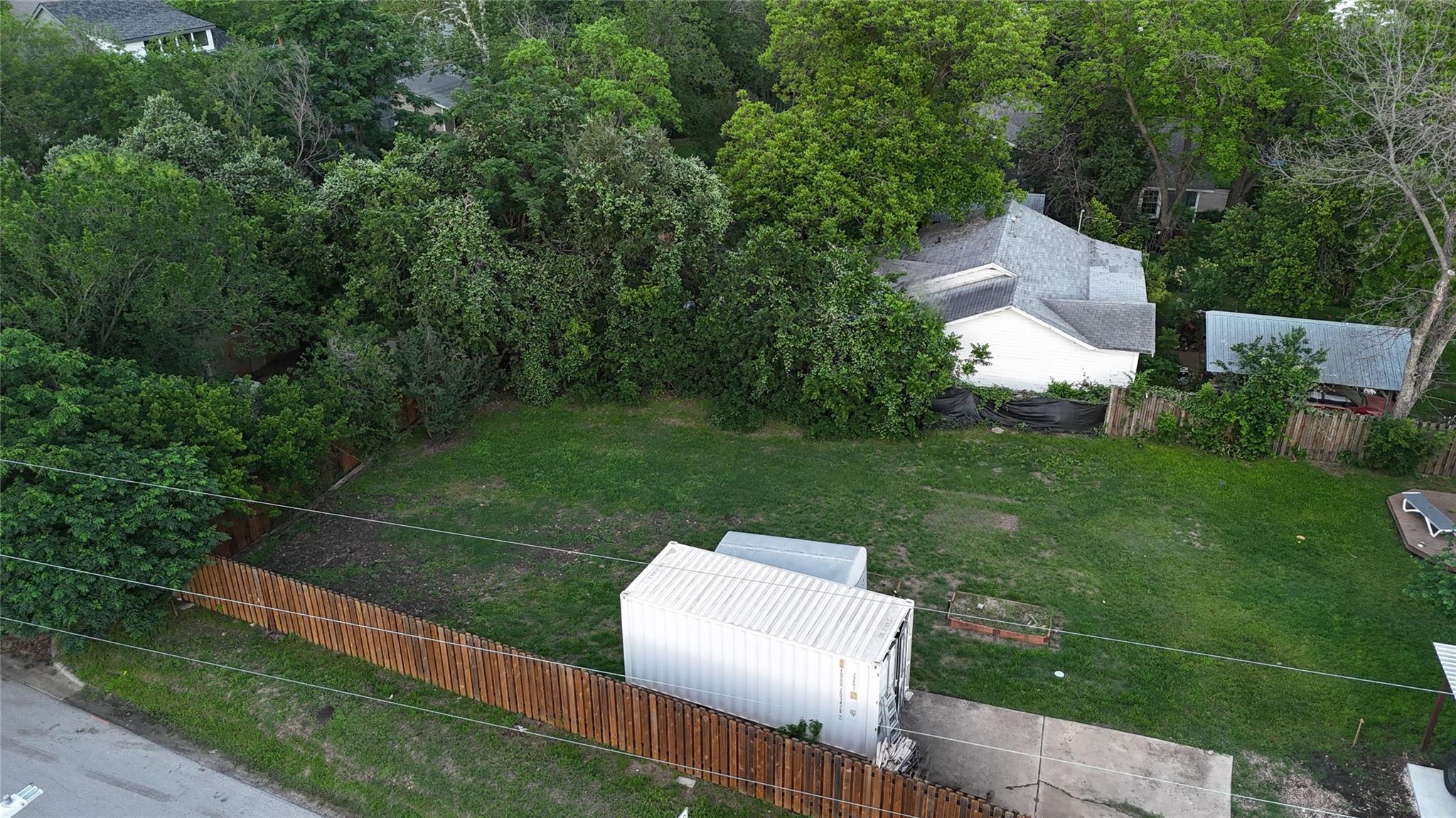 3911 Keats Dr Property Photo 2