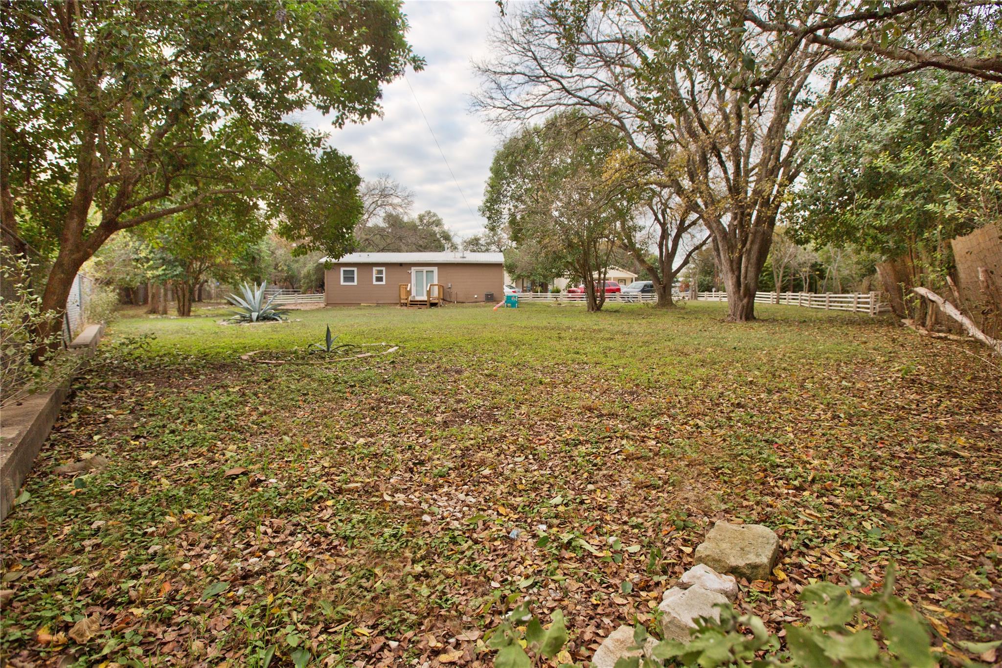410 Primrose St Property Photo 17