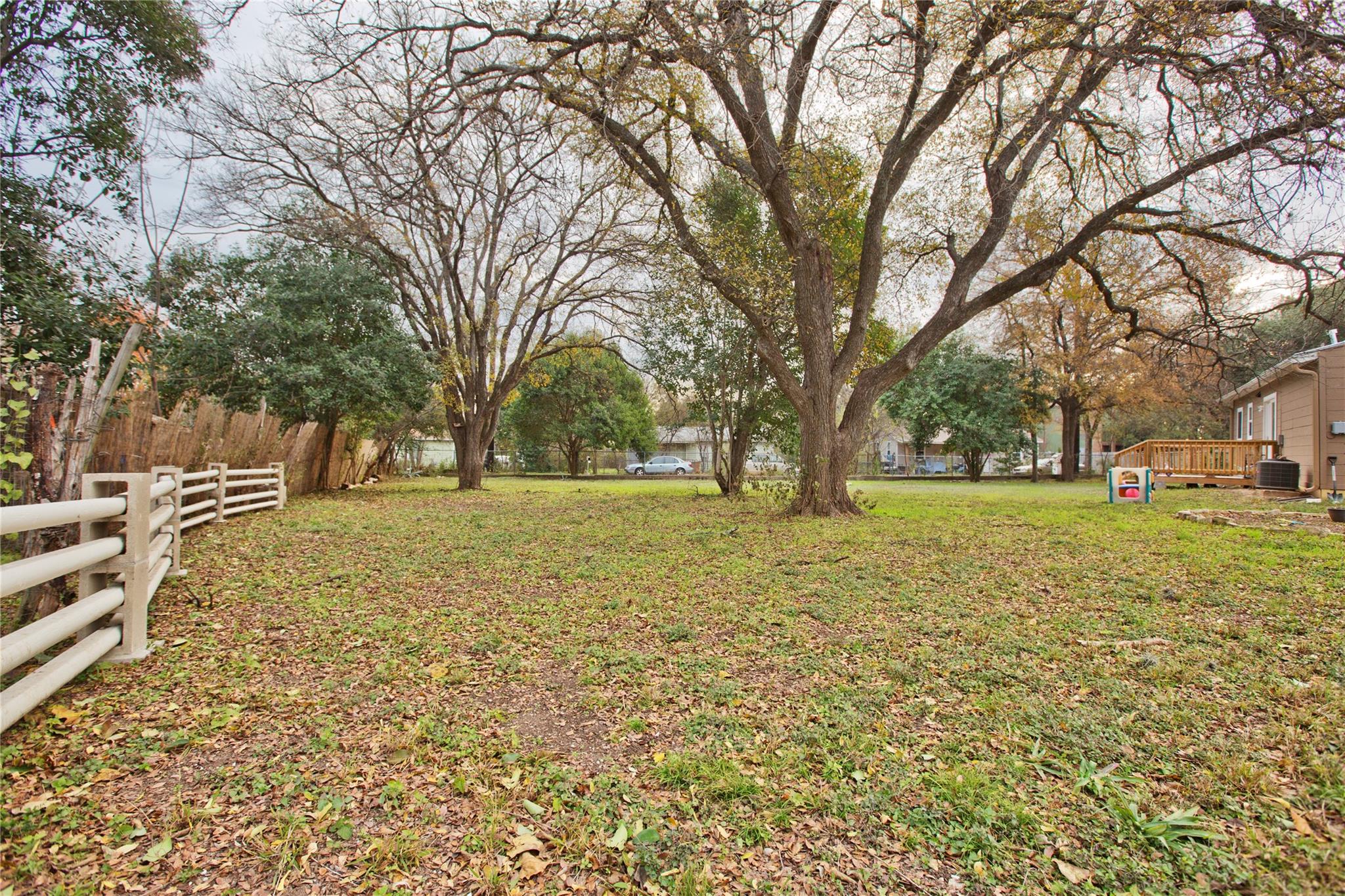 410 Primrose St Property Photo 19