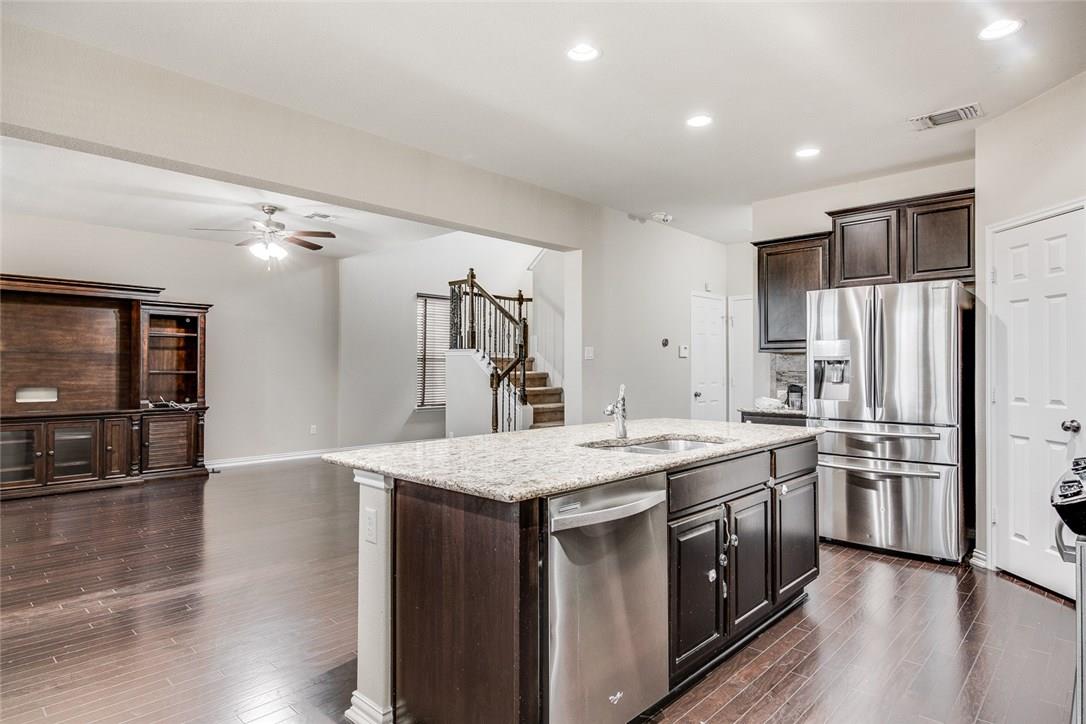 10120 Wading Pool Path Property Photo 9