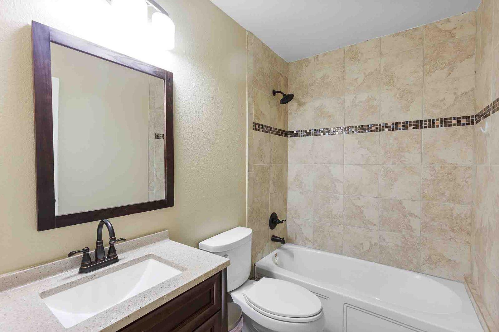 323 Woodbrook Trl Property Photo 16