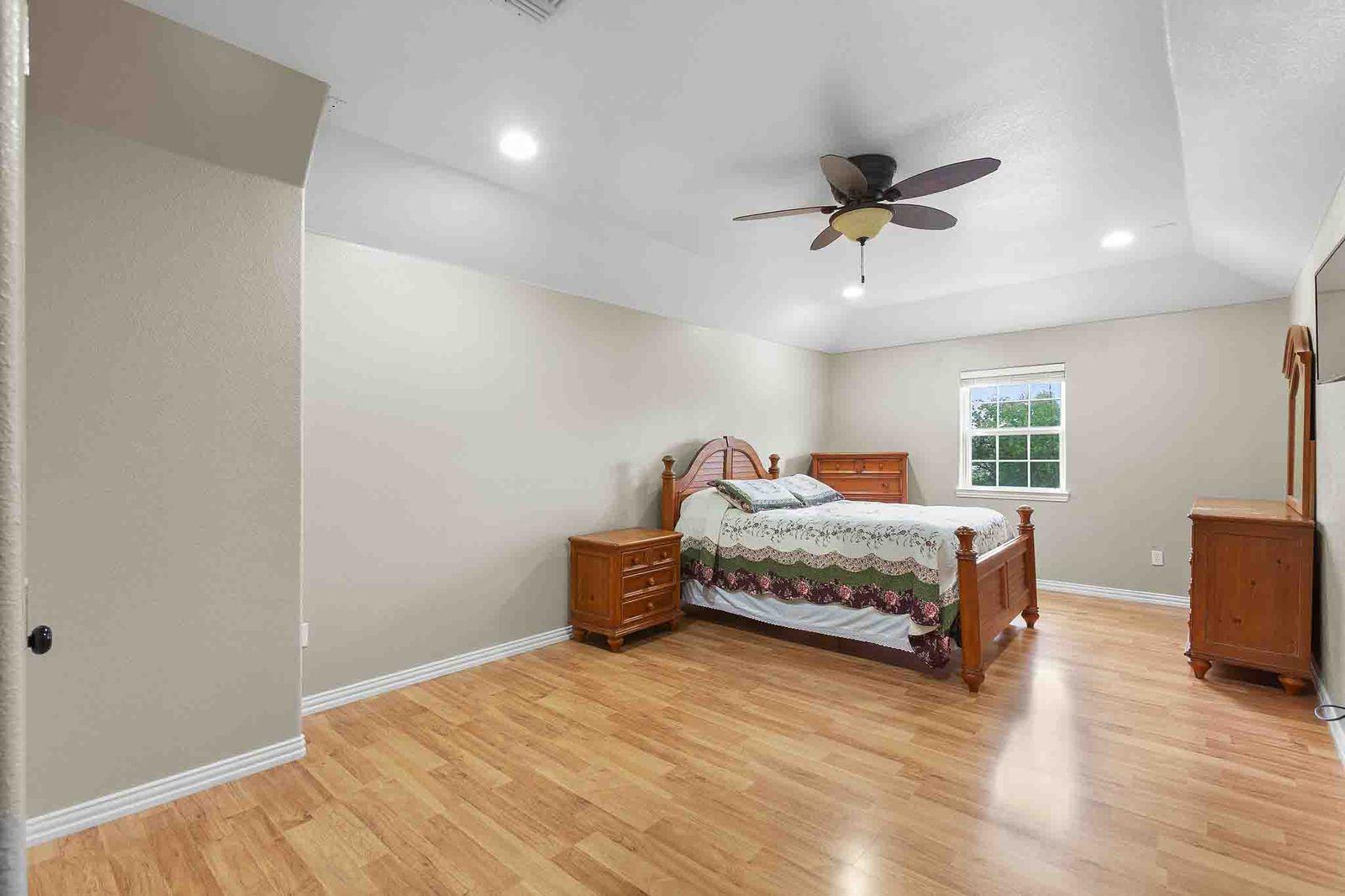 323 Woodbrook Trl Property Photo 22