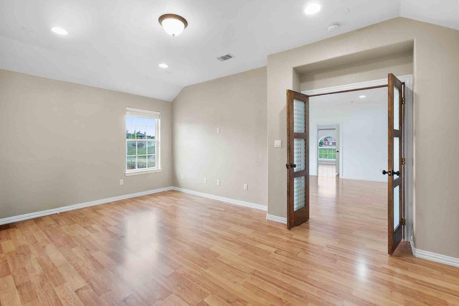 323 Woodbrook Trl Property Photo 26