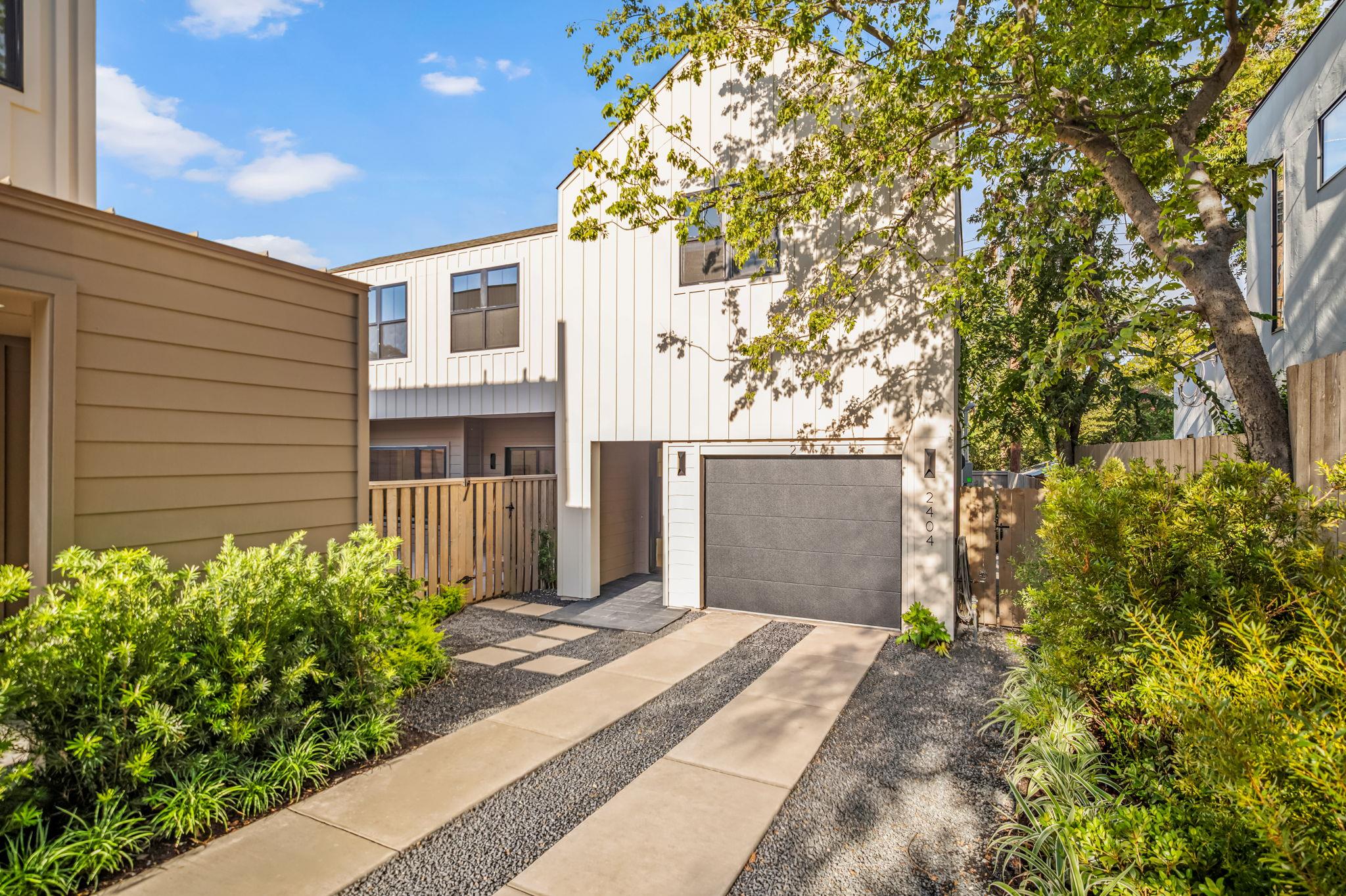 2404 Euclid Ave #2 Property Photo 1