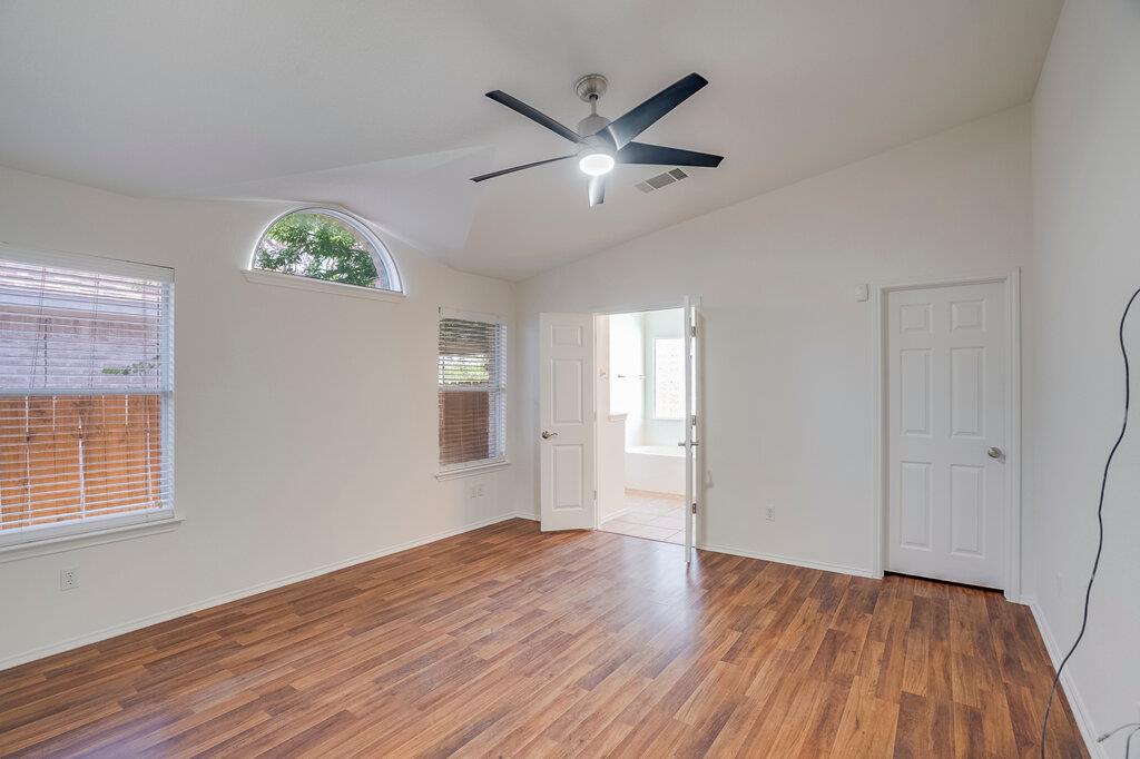 900 Fenway Park Ct Property Photo 4