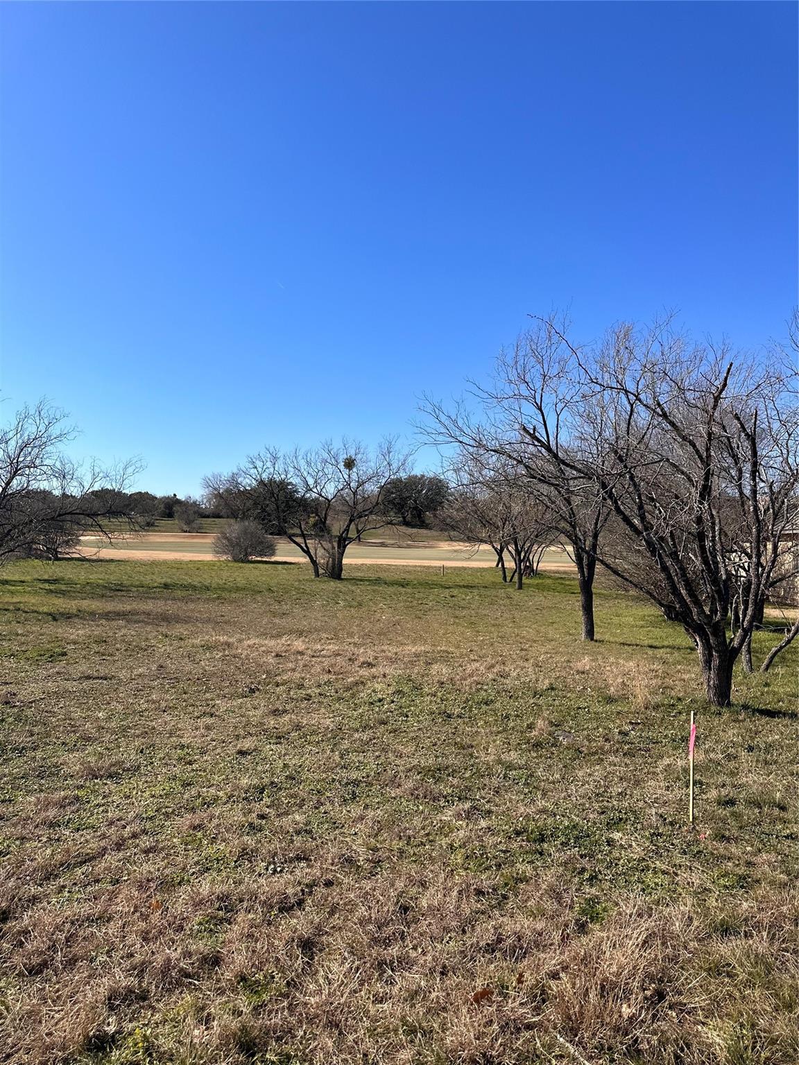 332 Sun Ray None Property Photo 1