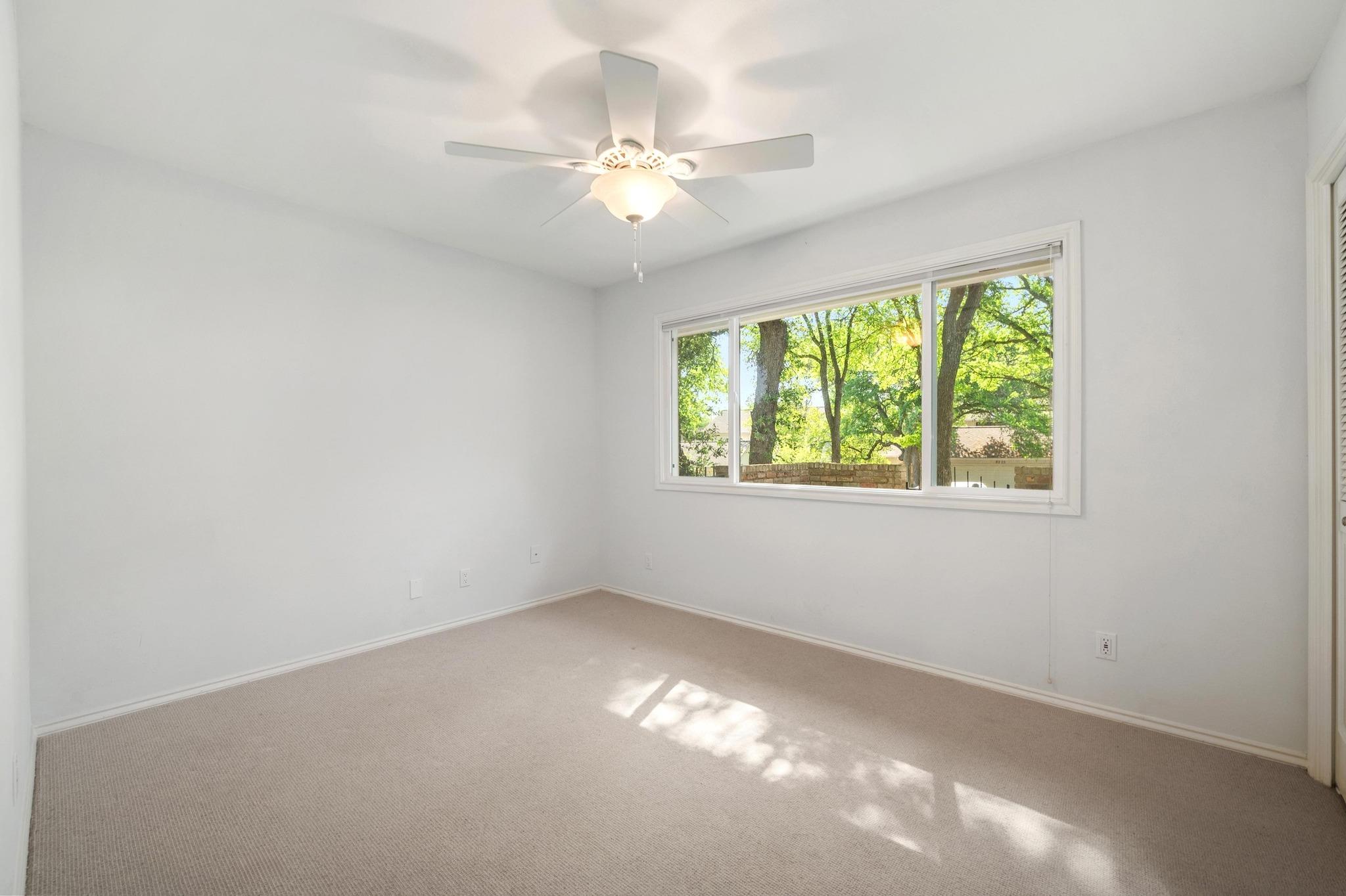 8224 Summer Place Dr Property Photo 22
