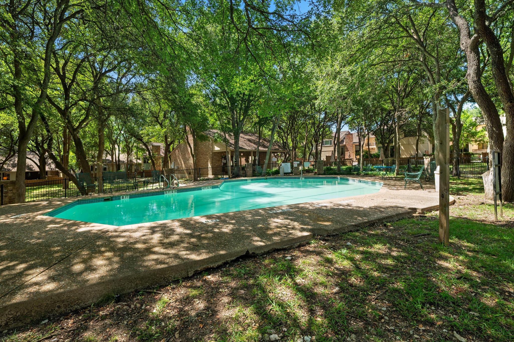 8224 Summer Place Dr Property Photo 35