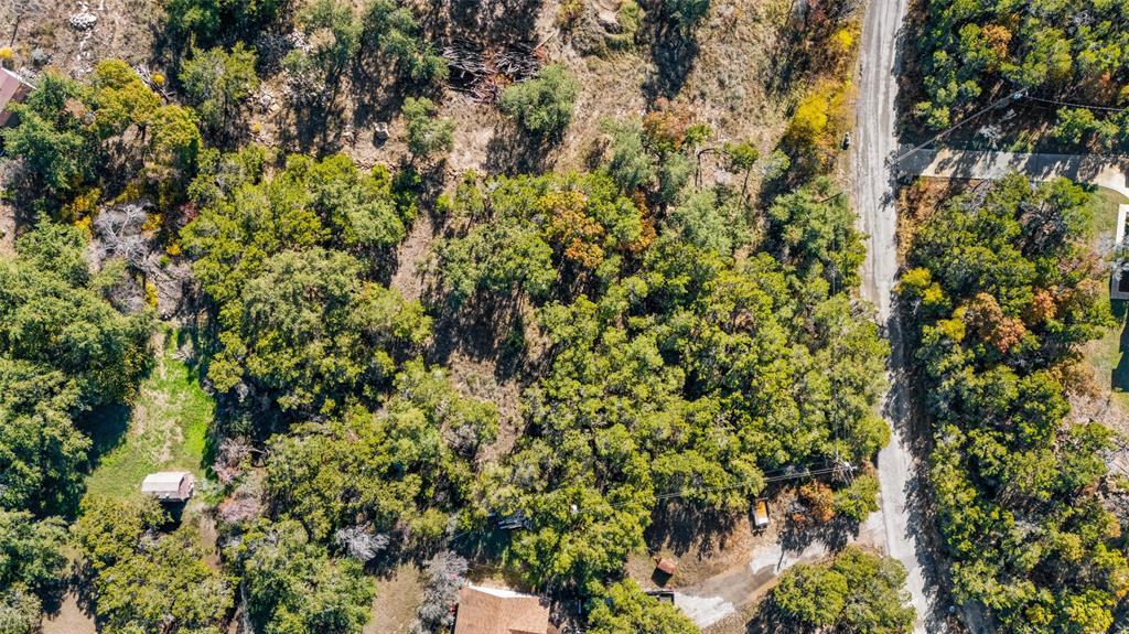 7601 White Oak Dr Property Photo 2