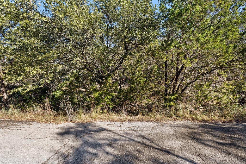 7601 White Oak Dr Property Photo 7