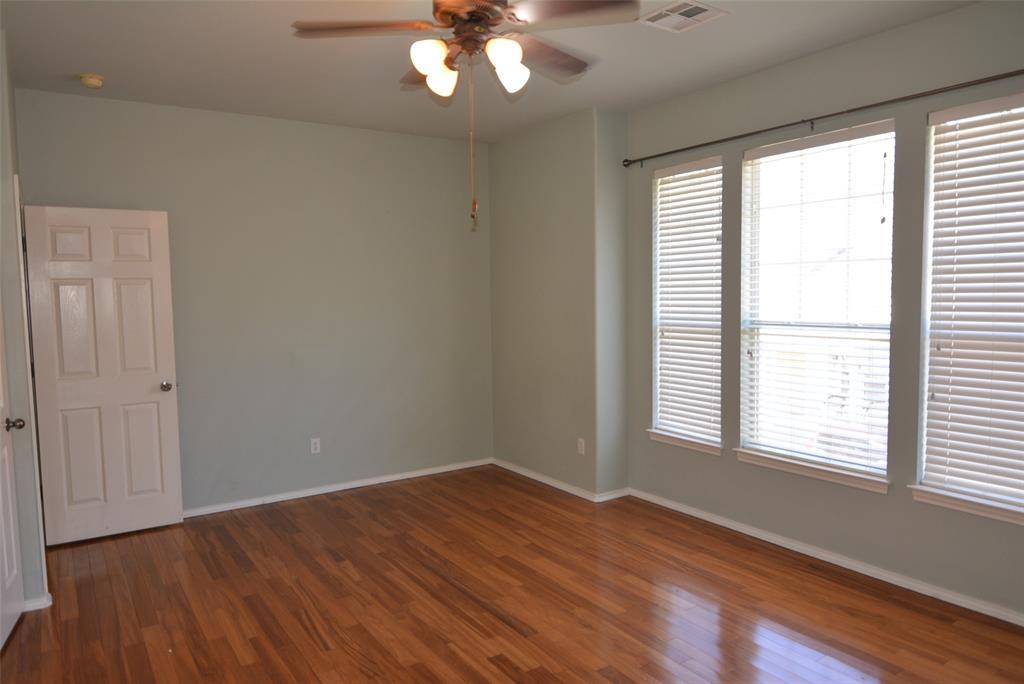 20975 Waterside Dr #35 Property Photo 13