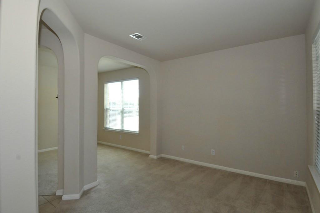 2708 Katie Cv Property Photo 4
