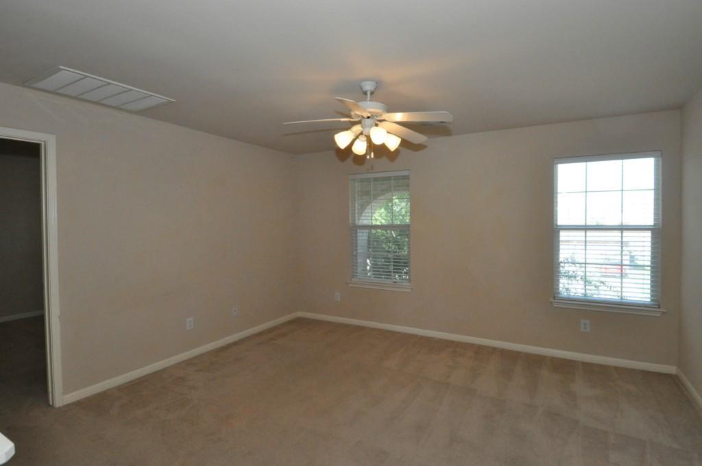 2708 Katie Cv Property Photo 8