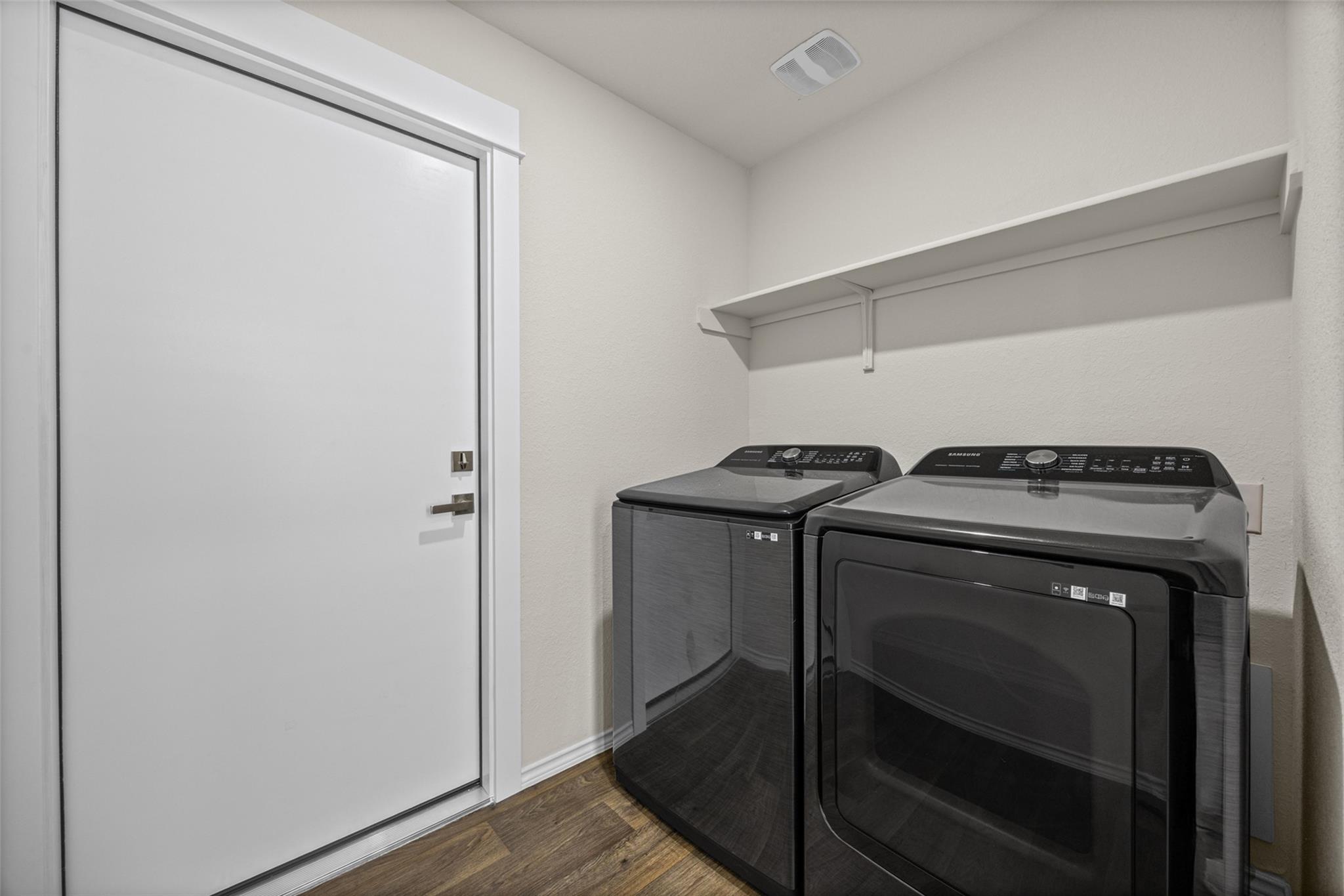 11801 Rush Ln Property Photo 4