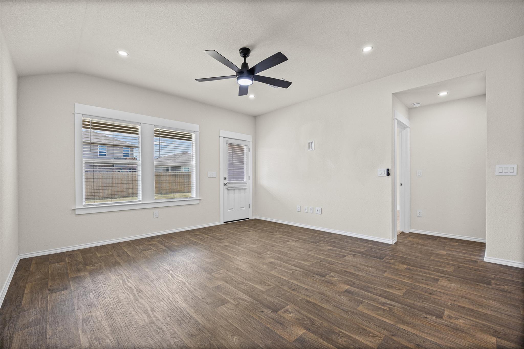 11801 Rush Ln Property Photo 9
