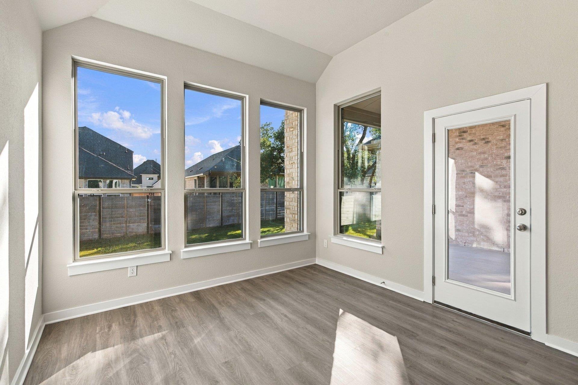 313 Ridgewell Loop Property Photo 12