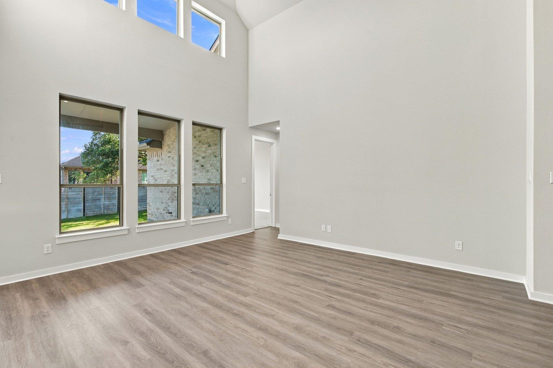 313 Ridgewell Loop Property Photo 17