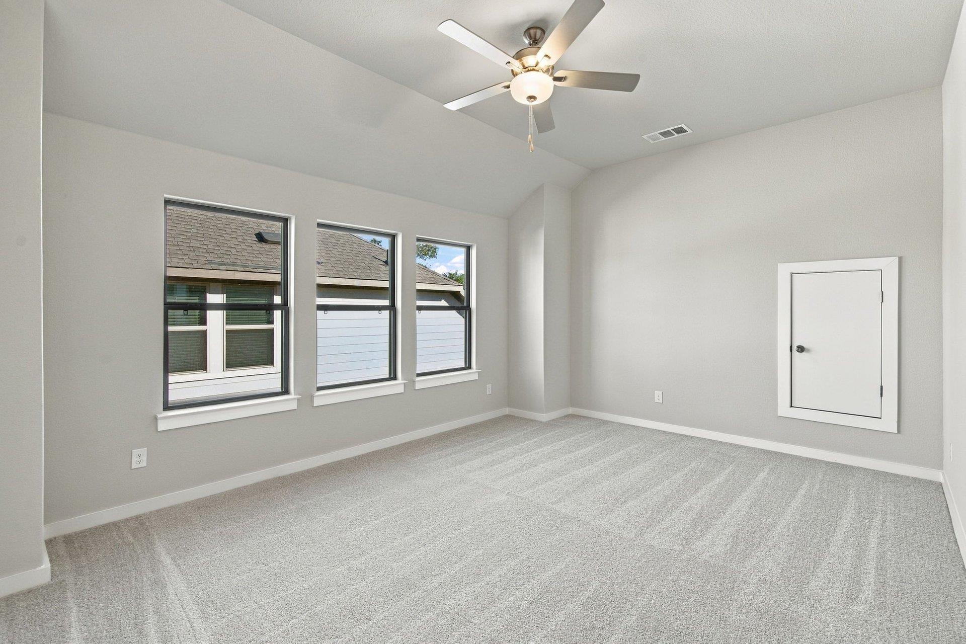 313 Ridgewell Loop Property Photo 26
