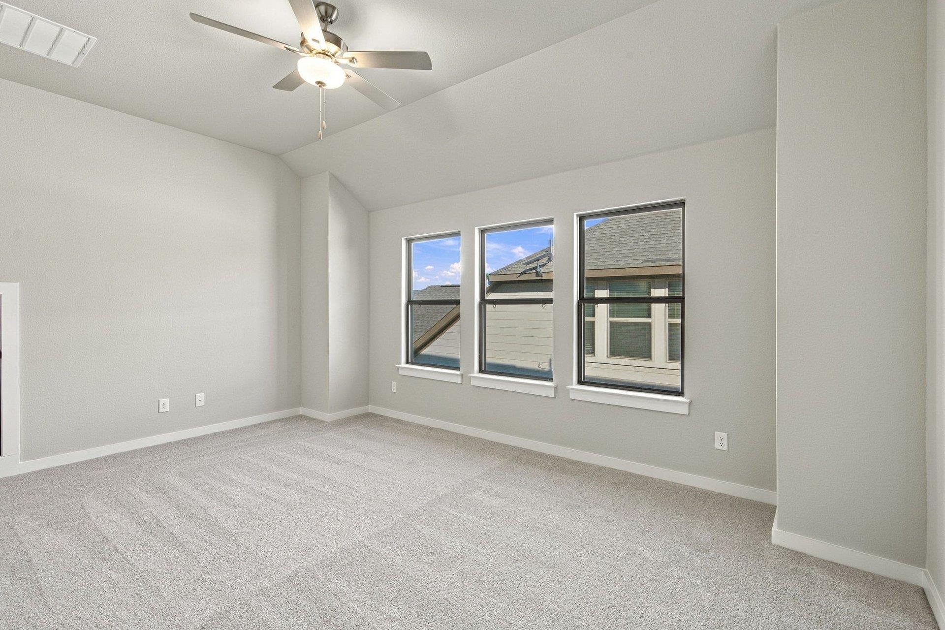 313 Ridgewell Loop Property Photo 29