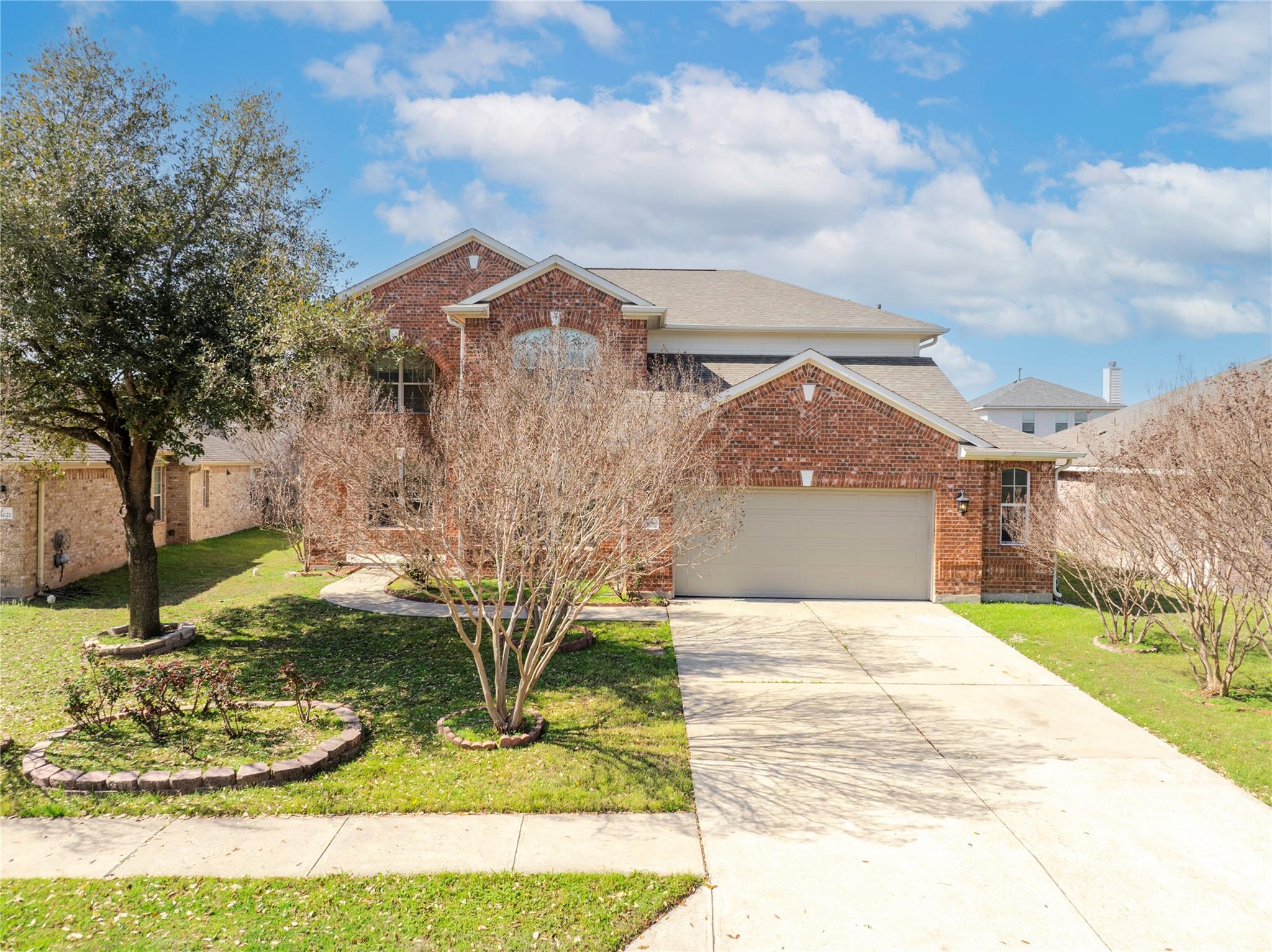 12017 Lansdowne Rd Property Photo 2