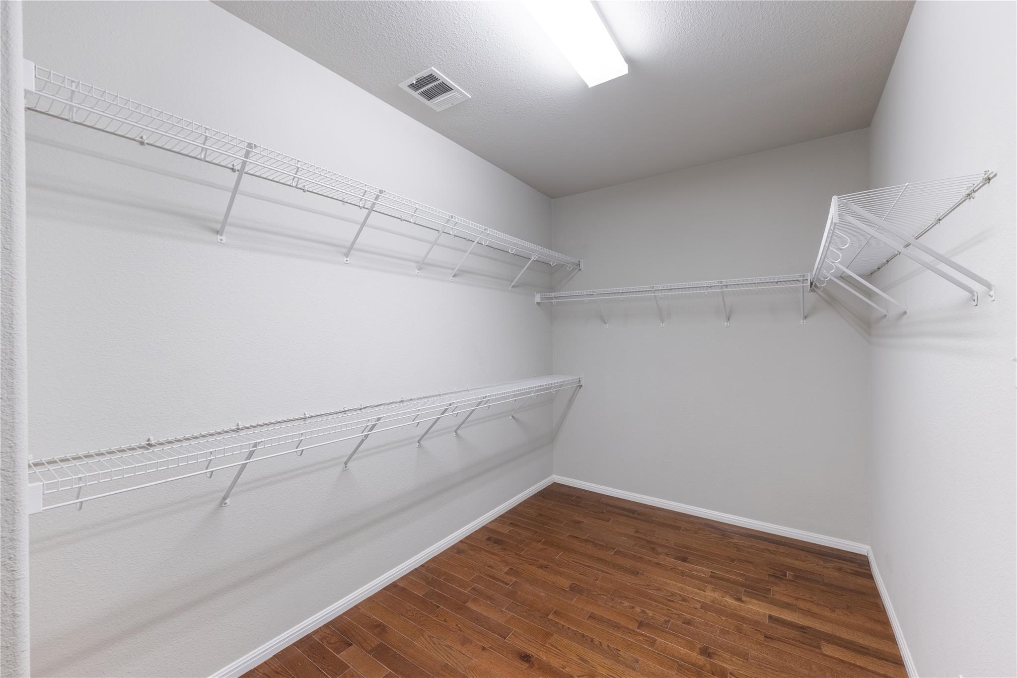 12017 Lansdowne Rd Property Photo 15