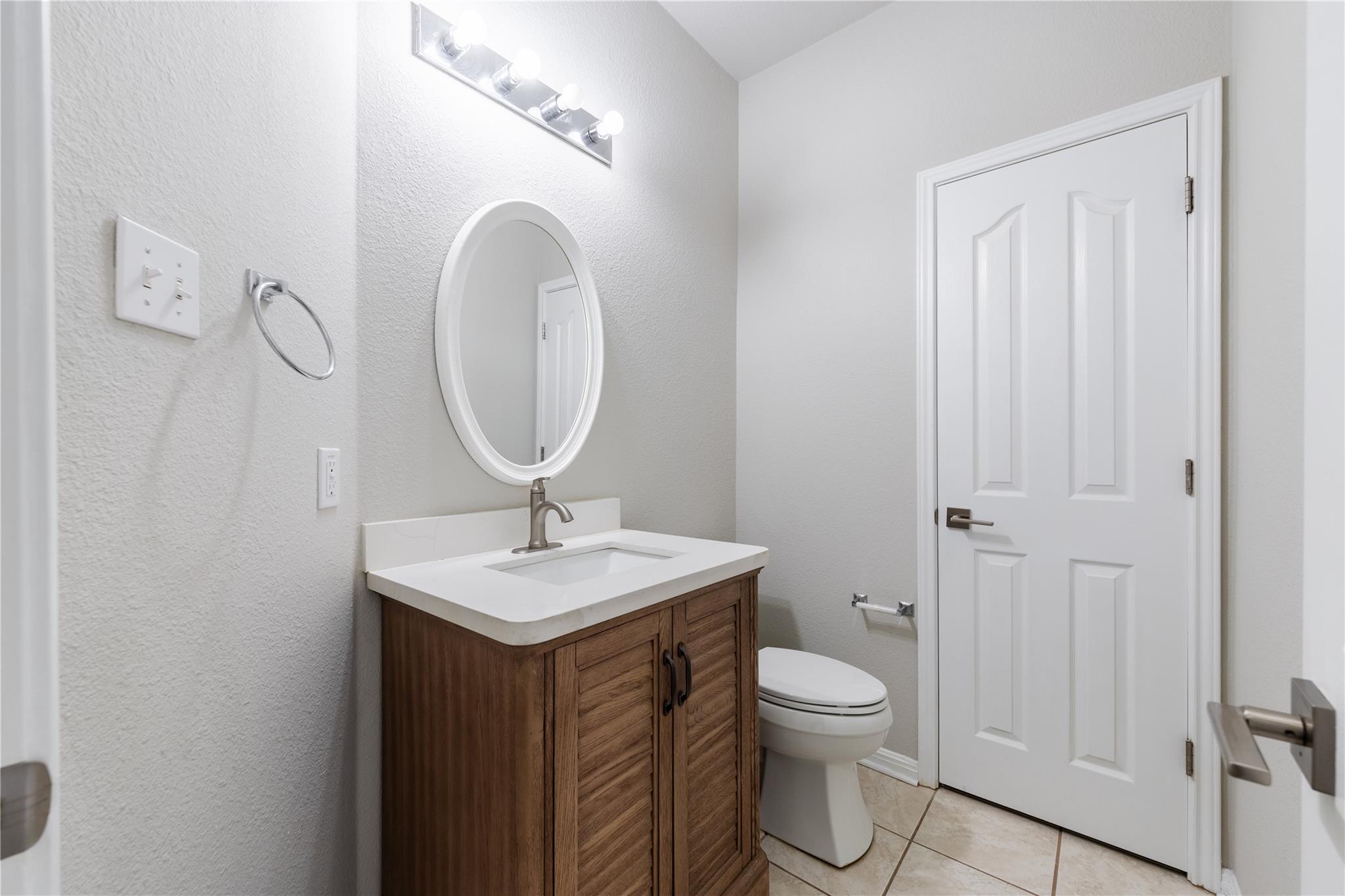 12017 Lansdowne Rd Property Photo 25