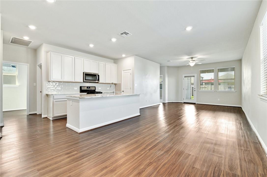 125 Otella St Property Photo 4