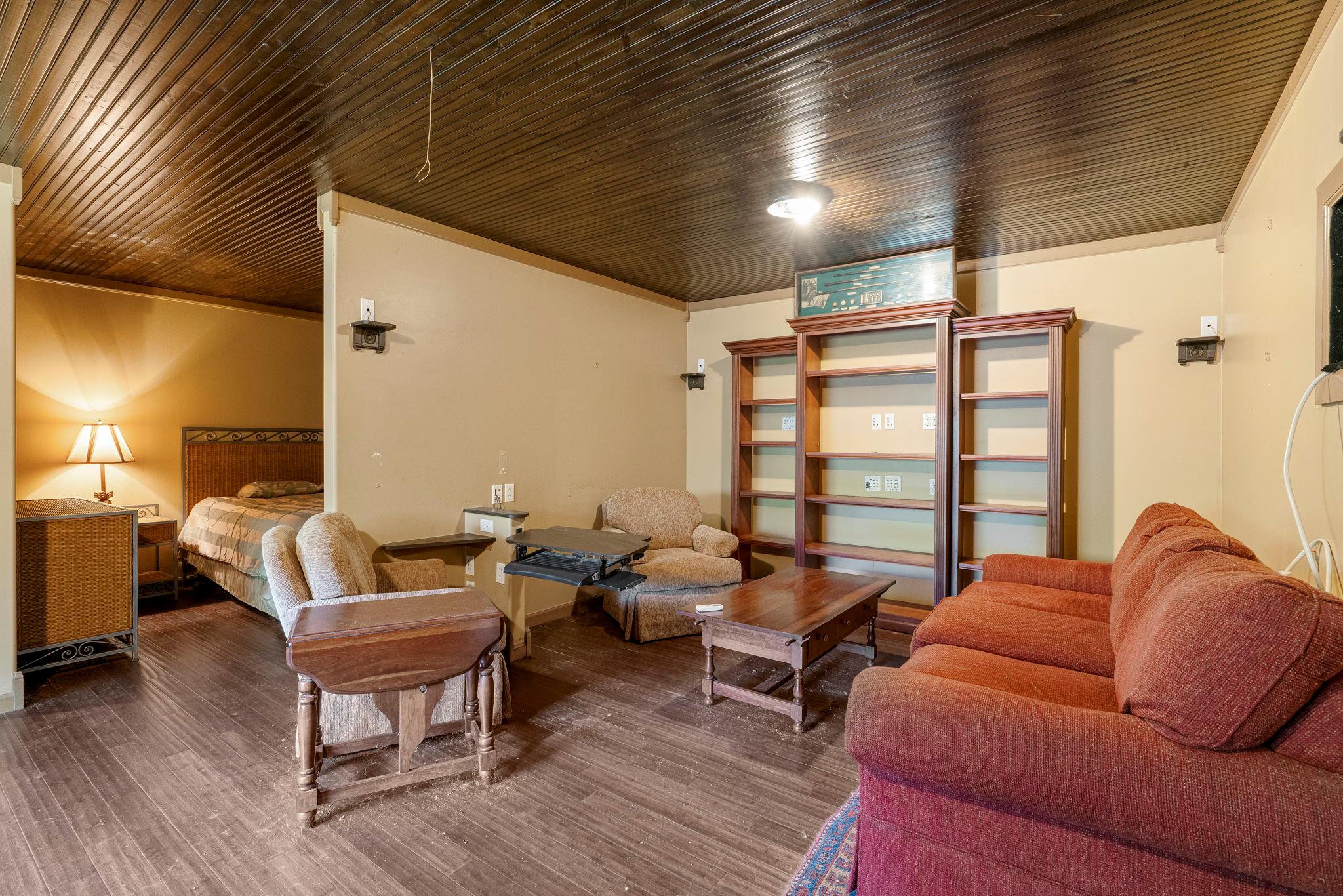 618 County Road 156 None Property Photo 8