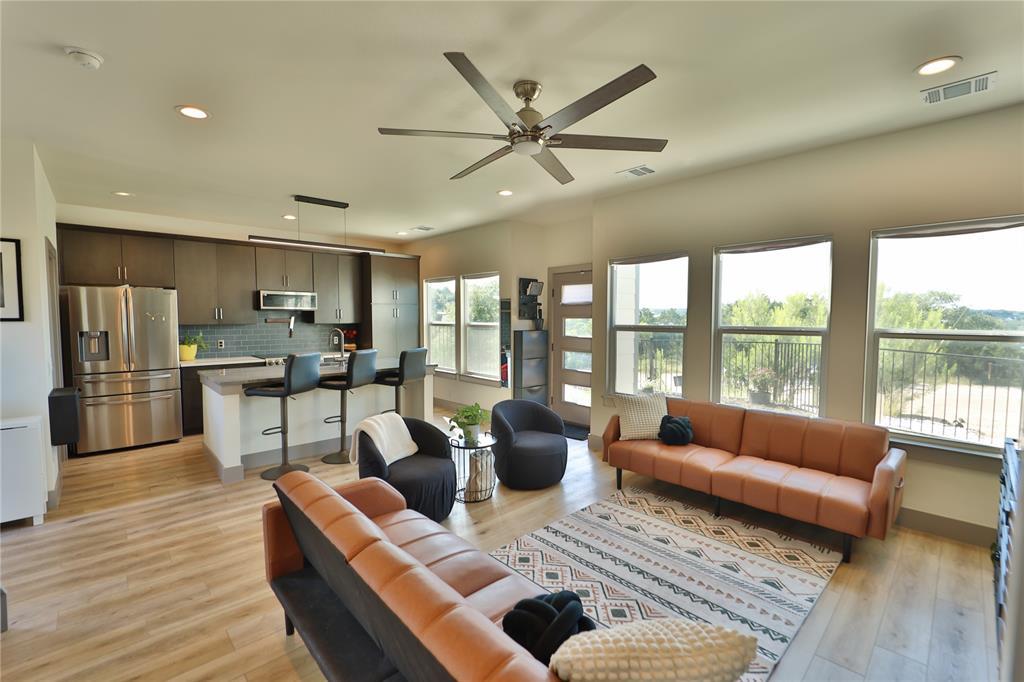 10613 Knob Hl Property Photo 2