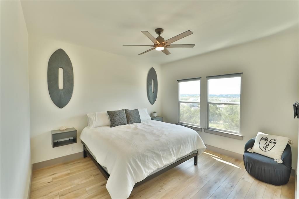 10613 Knob Hl Property Photo 9