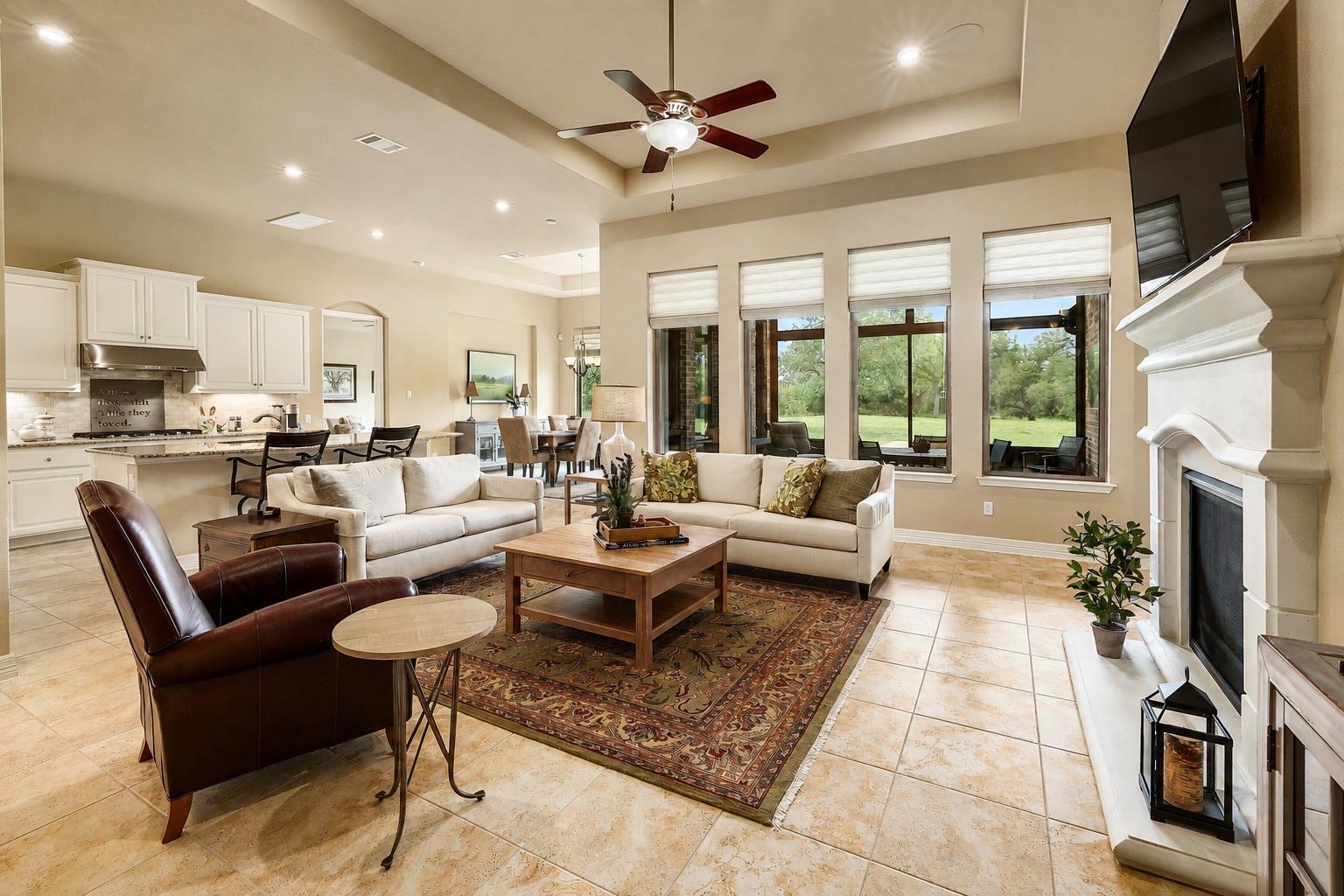 2285 Nature View Loop Property Photo 3