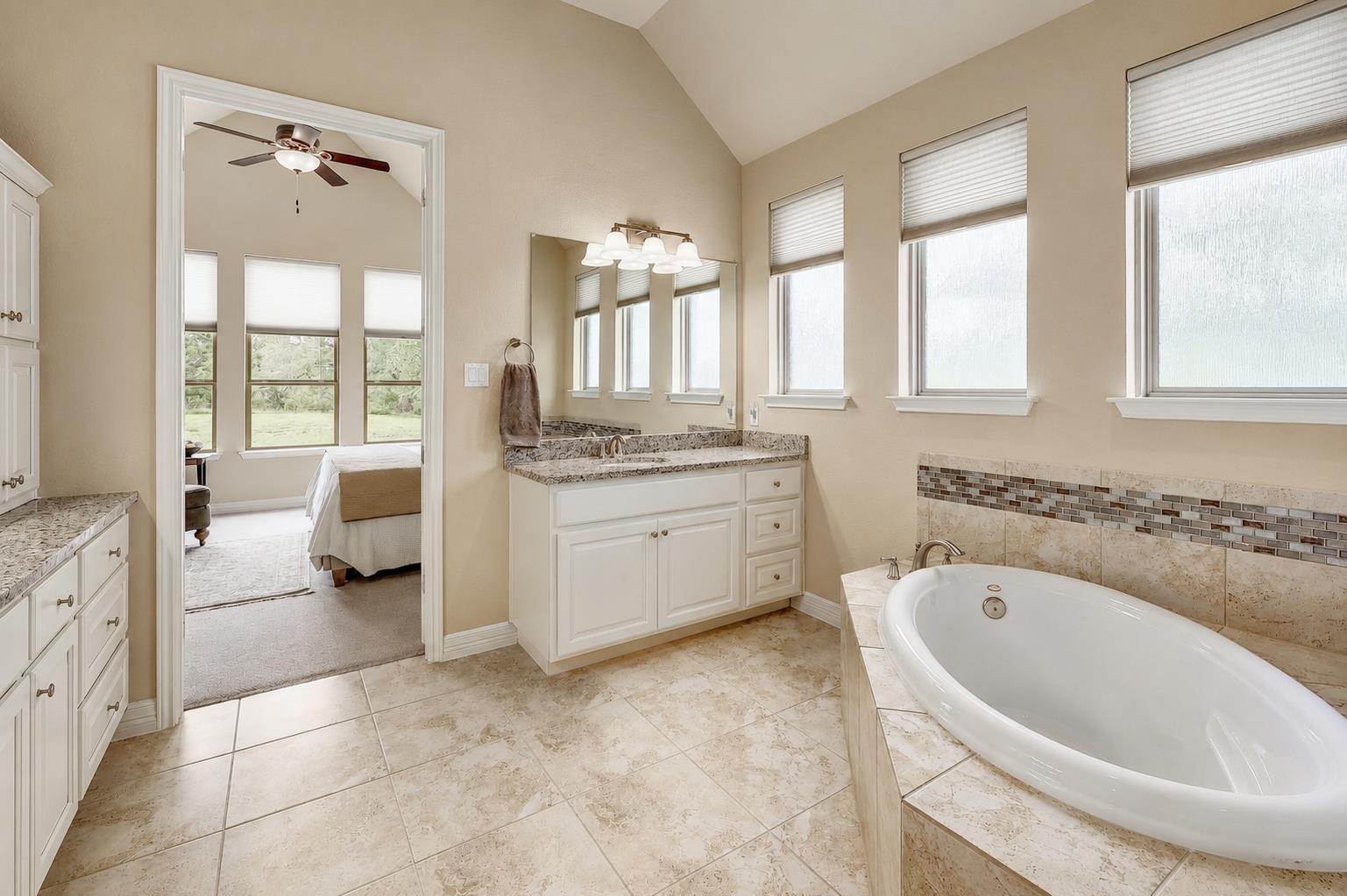 2285 Nature View Loop Property Photo 10
