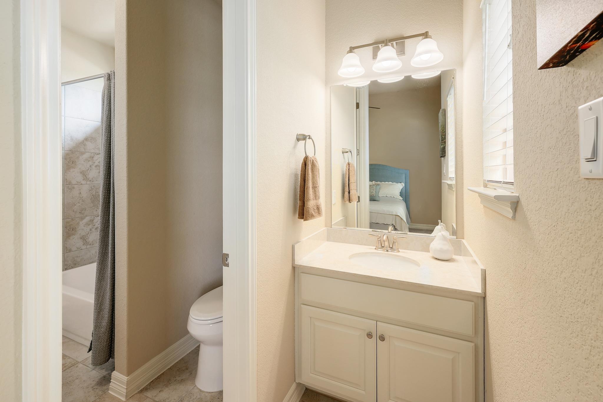 2285 Nature View Loop Property Photo 17