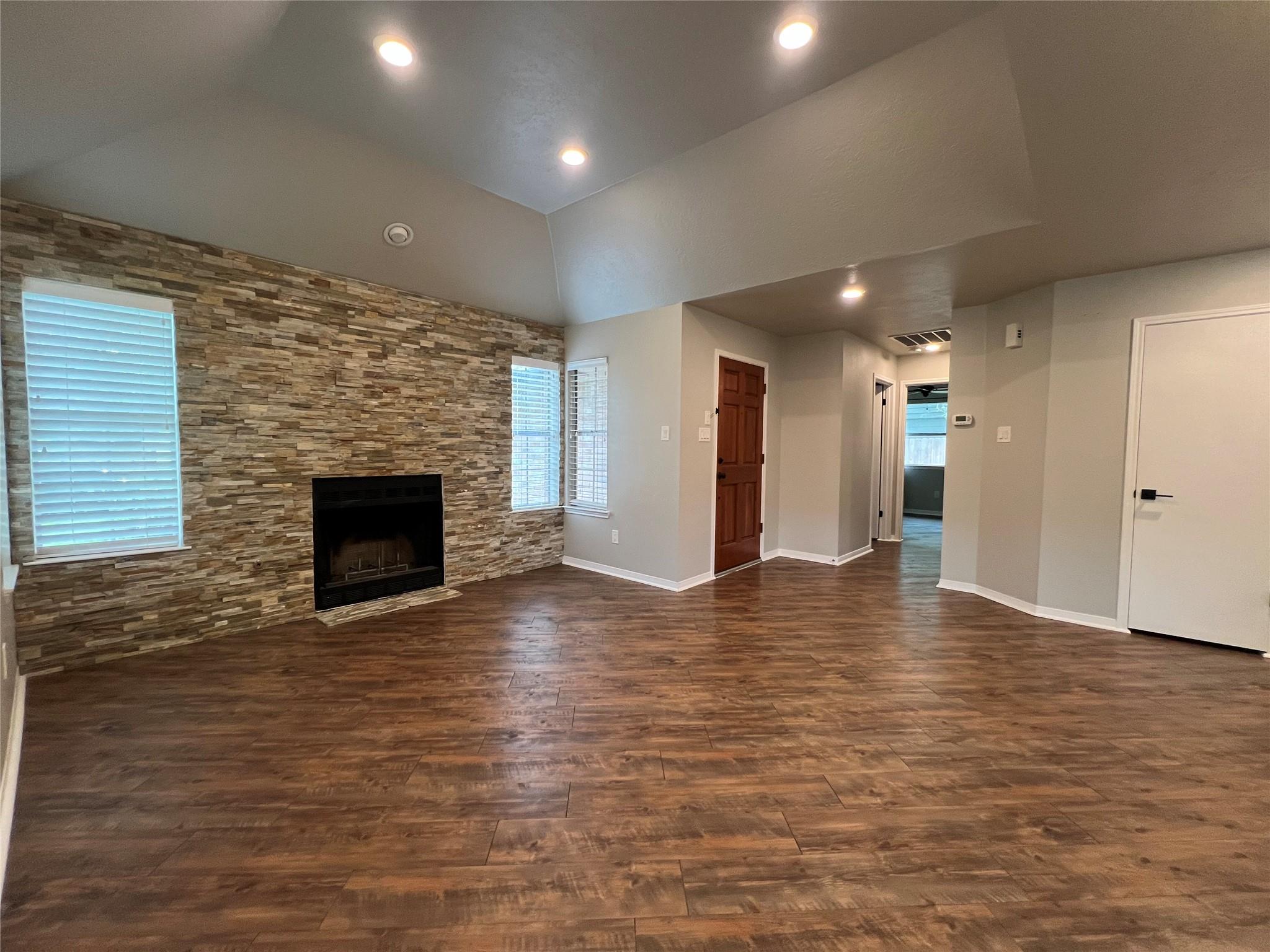2908 Wadsworth Way Property Photo 2