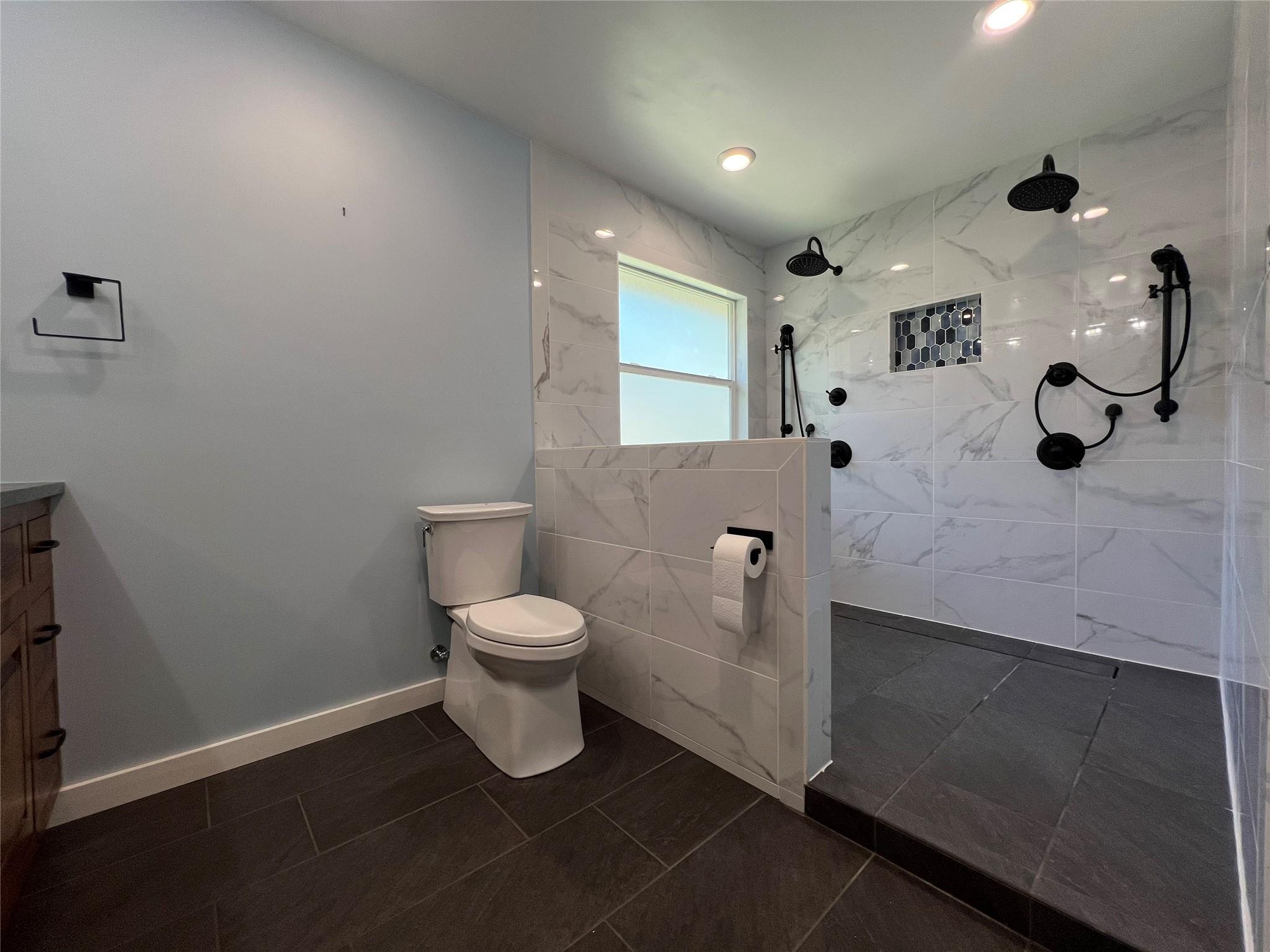 2908 Wadsworth Way Property Photo 4
