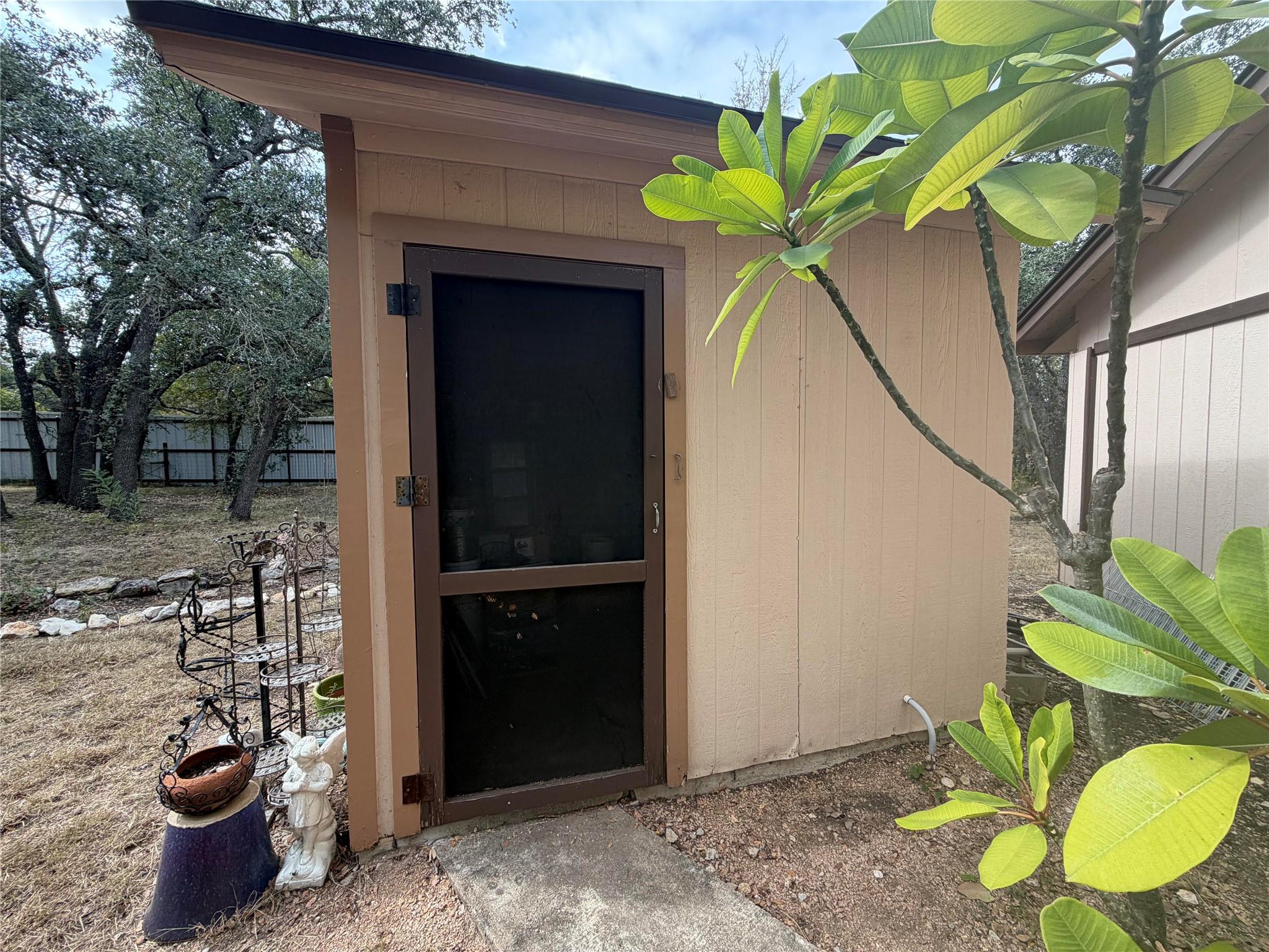1804839 Property Photo 11