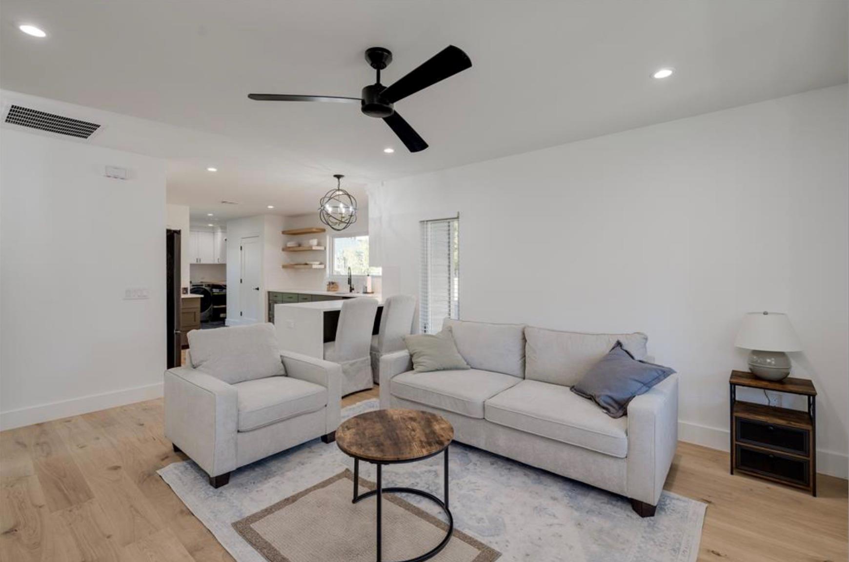 6308 Linda Ln Property Photo 8