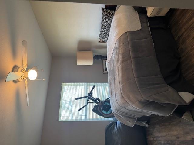 9512 Eddystone None Property Photo 3