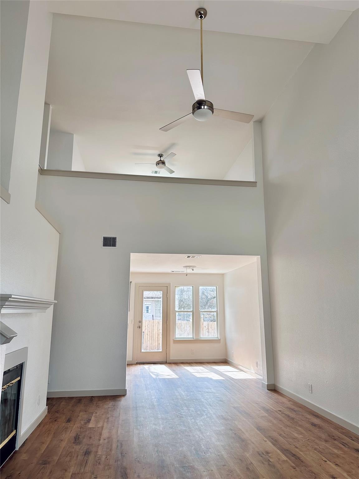 109 High Point Blvd Property Photo 2