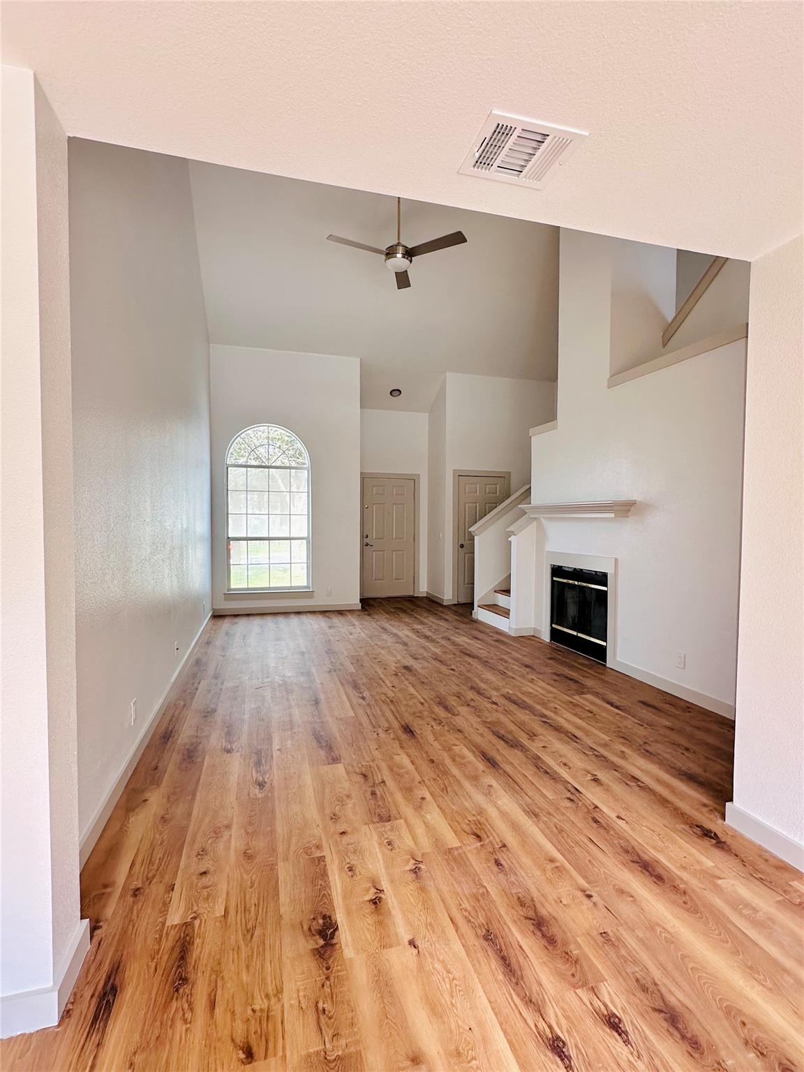 109 High Point Blvd Property Photo 3