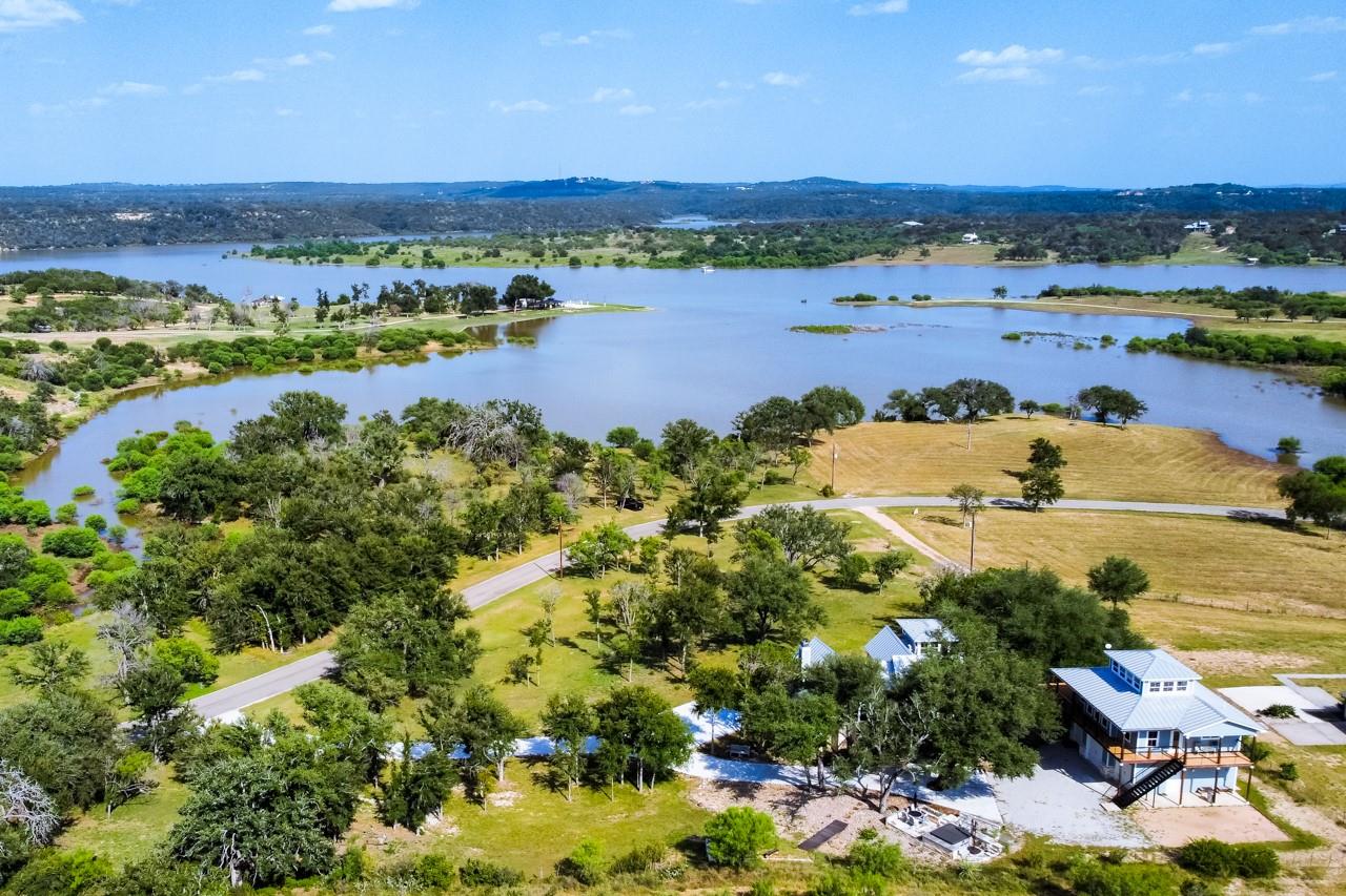 348 Chimney Cove Dr Property Photo 1