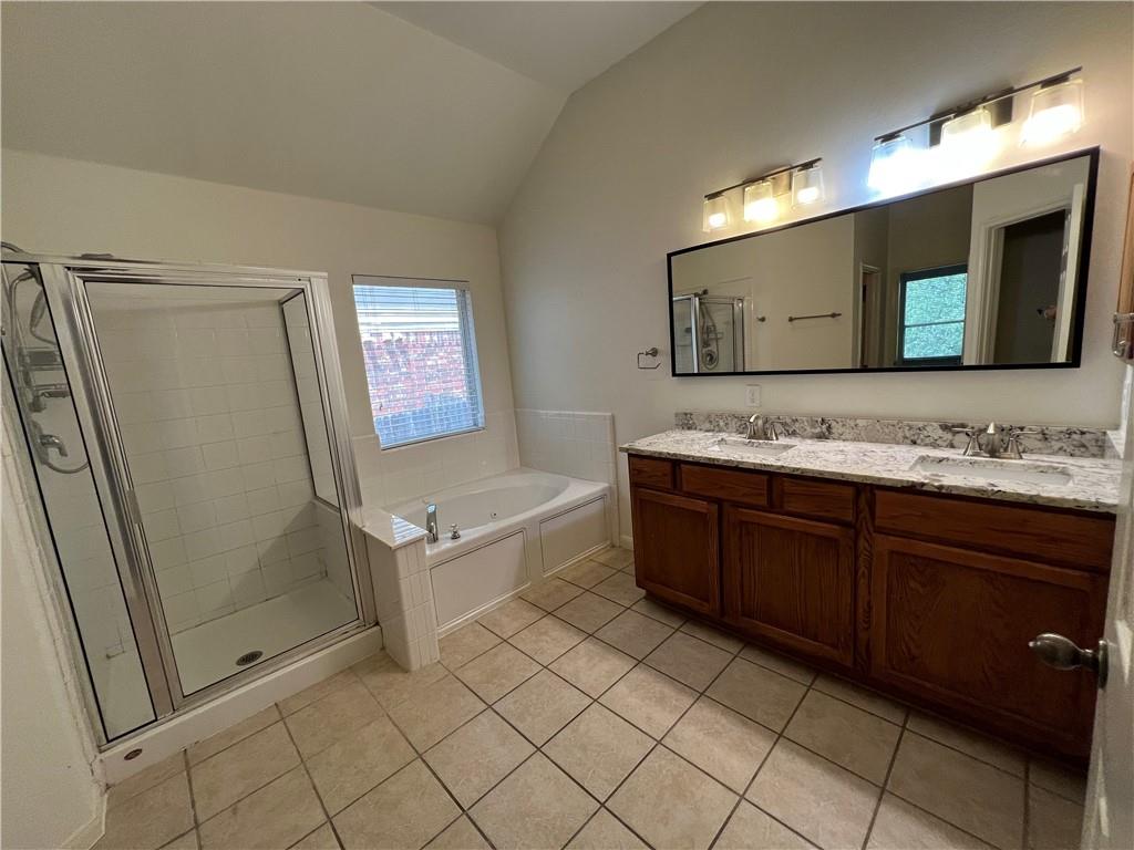507 Red Hawk Dr Property Photo 12