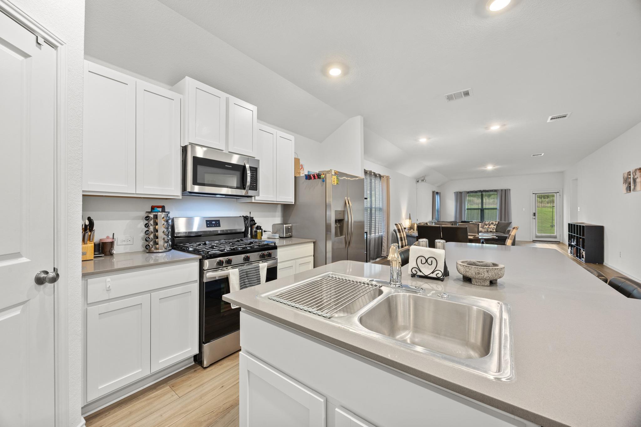 2321 Four Waters Loop Property Photo 6