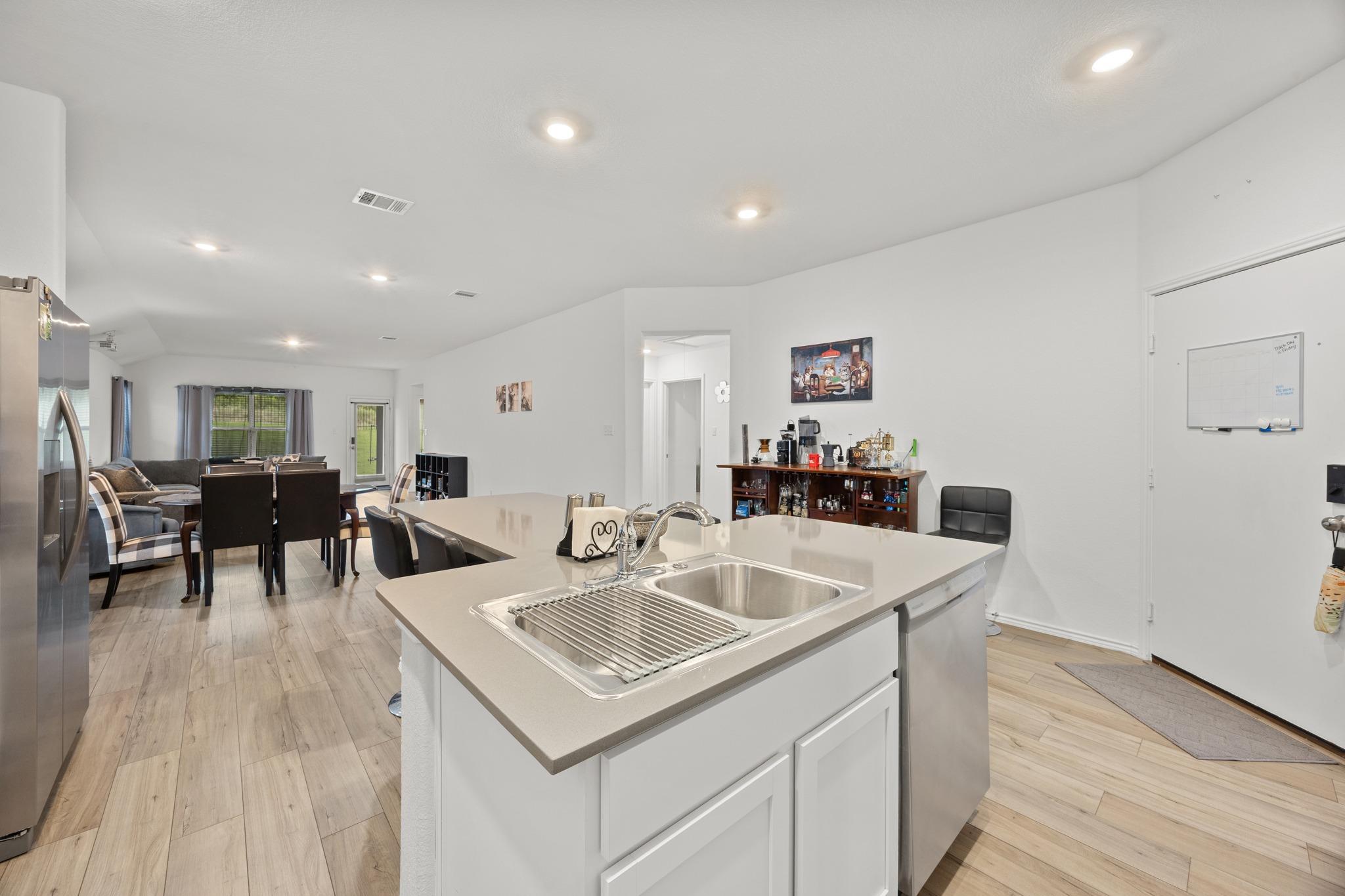 2321 Four Waters Loop Property Photo 7