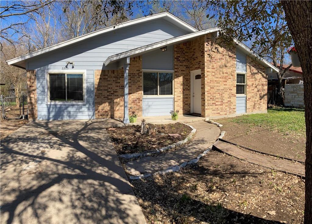 2205 Winchester Dr Property Photo 1