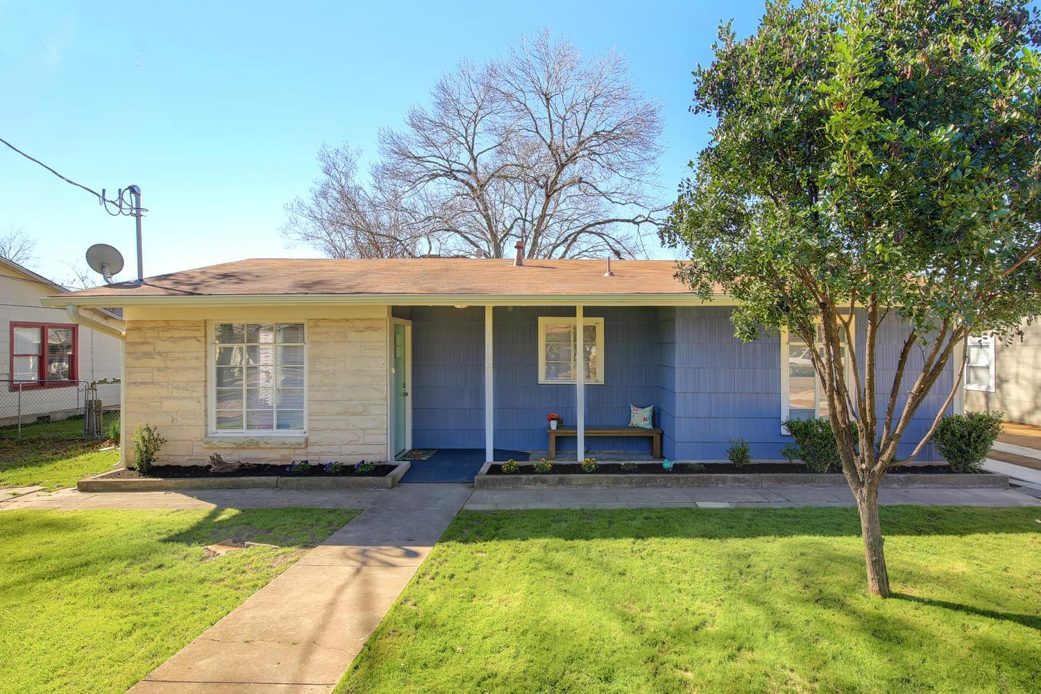 1905 W Saint Johns Ave #a Property Photo 1