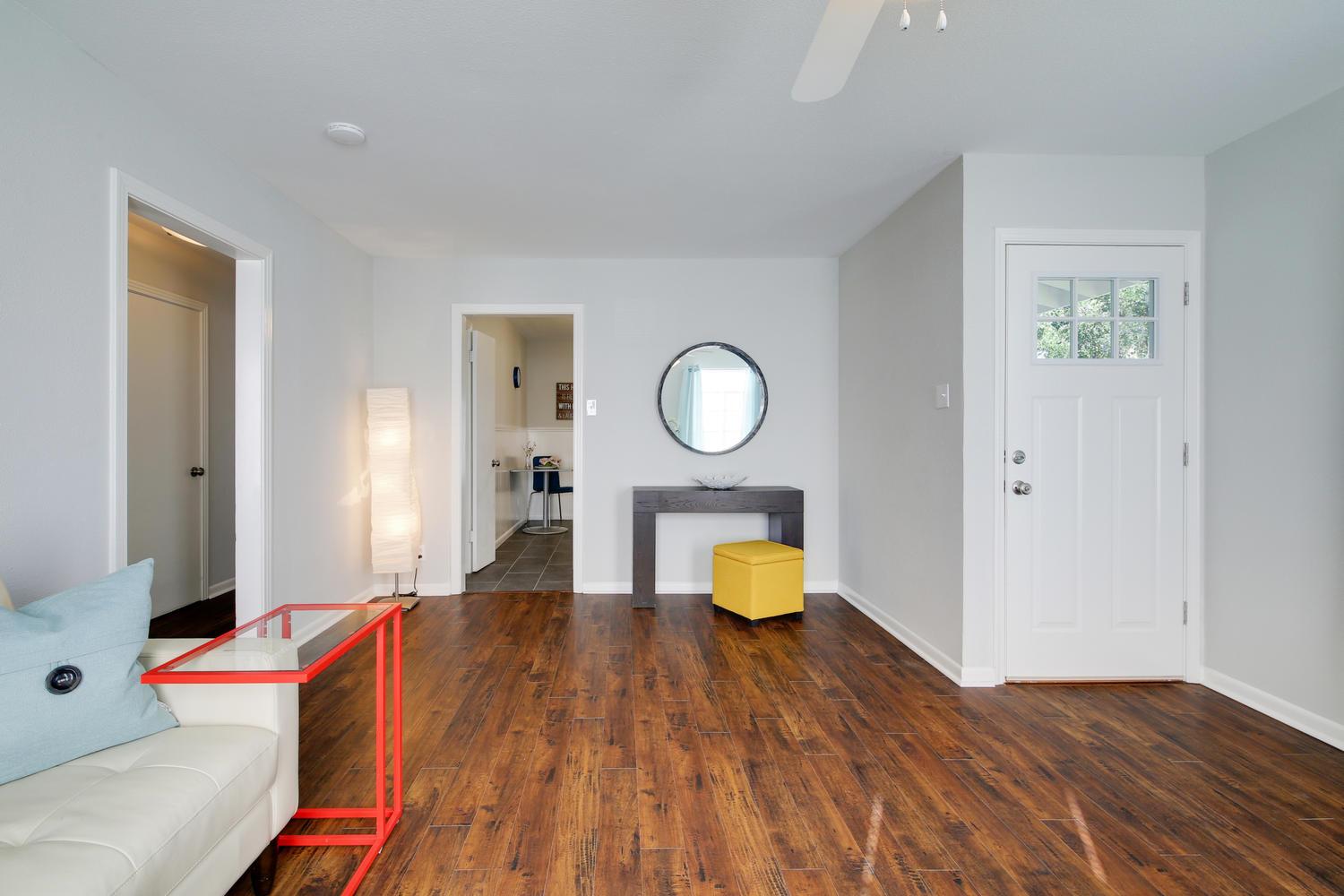 1905 W Saint Johns Ave #a Property Photo 5